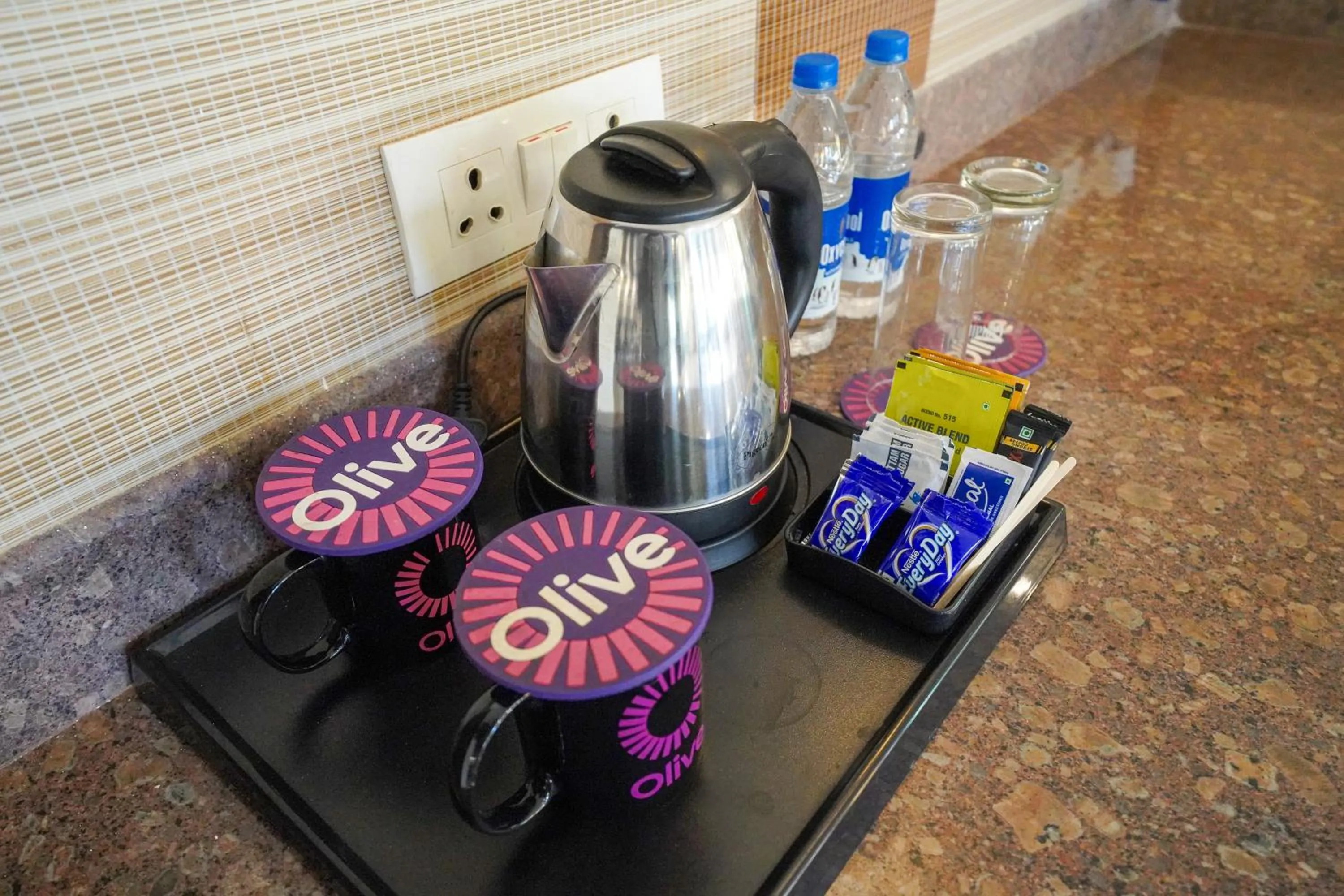 Coffee/tea facilities in Olive Hotel Alidia Beach Resort by Embassy Group