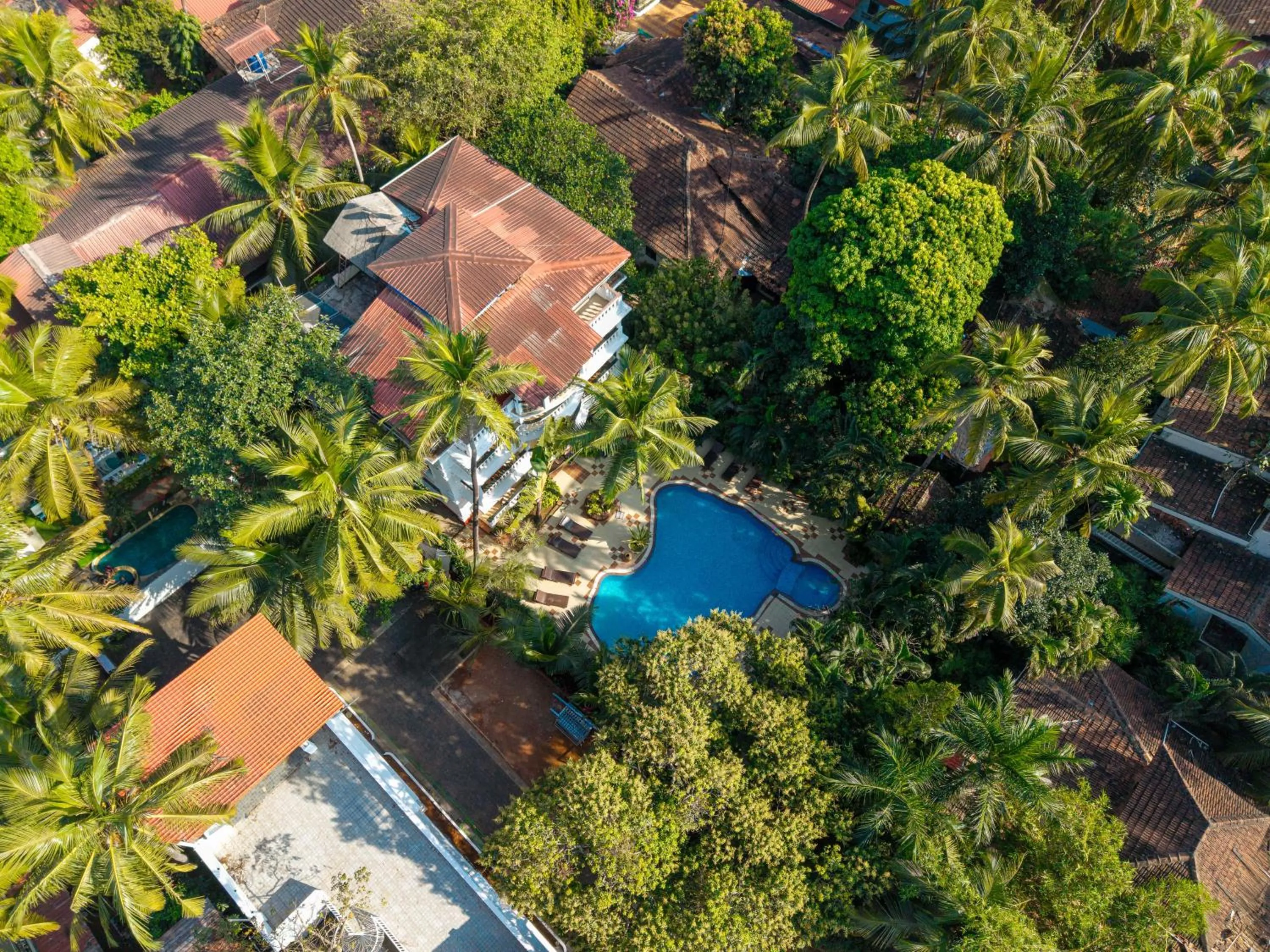 Property building in Olive Hotel Alidia Beach Resort by Embassy Group