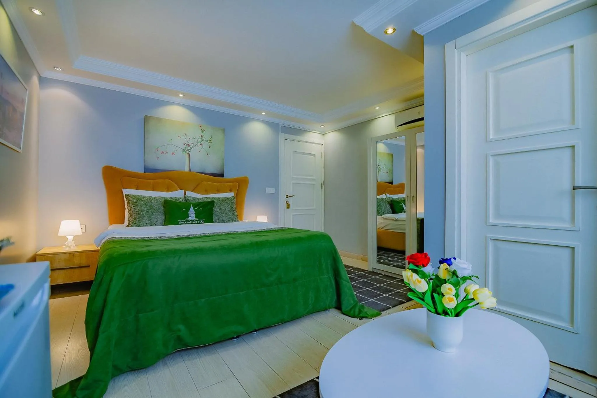 Bed in Galataport Flat Company