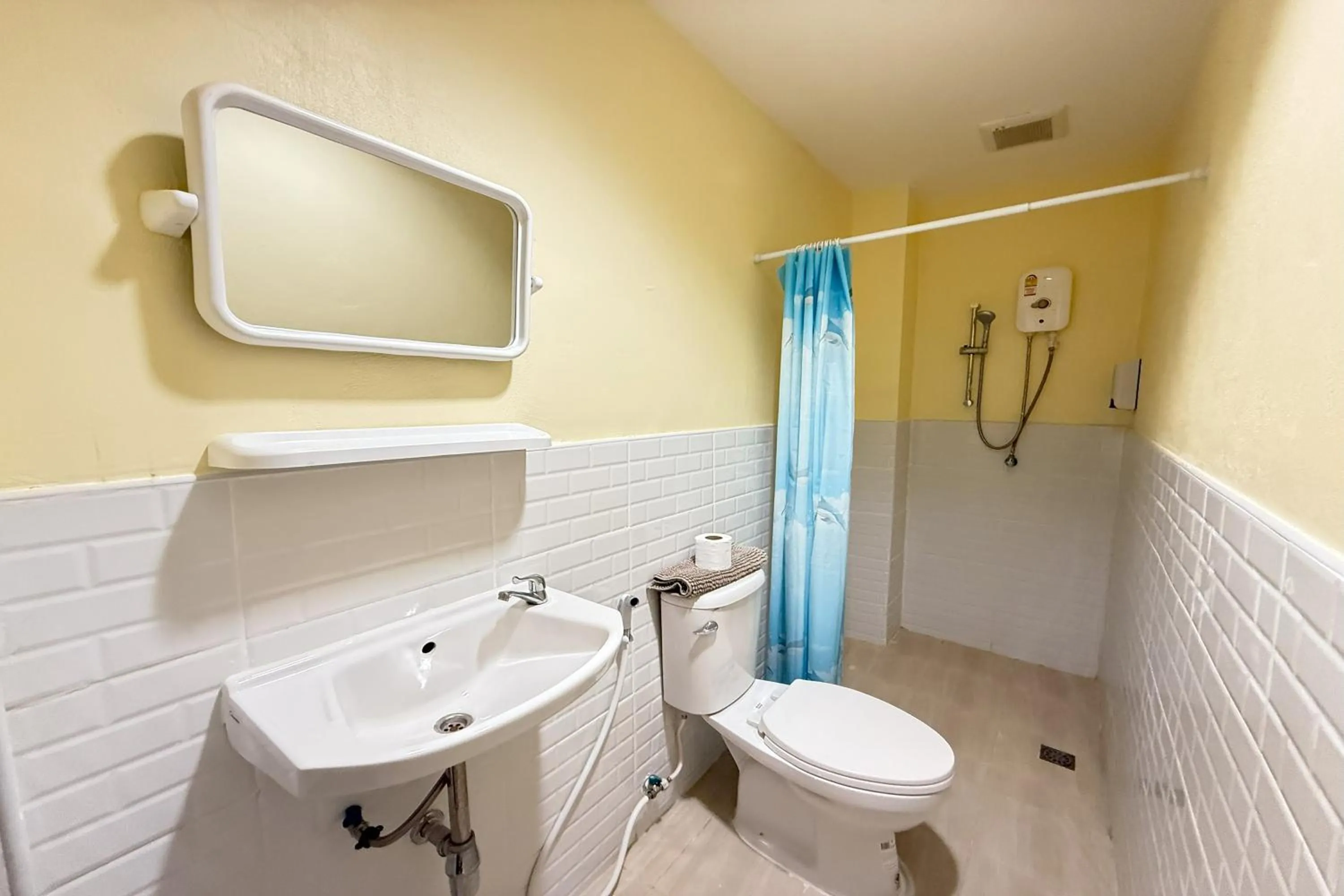 Bathroom in Scala Hostel