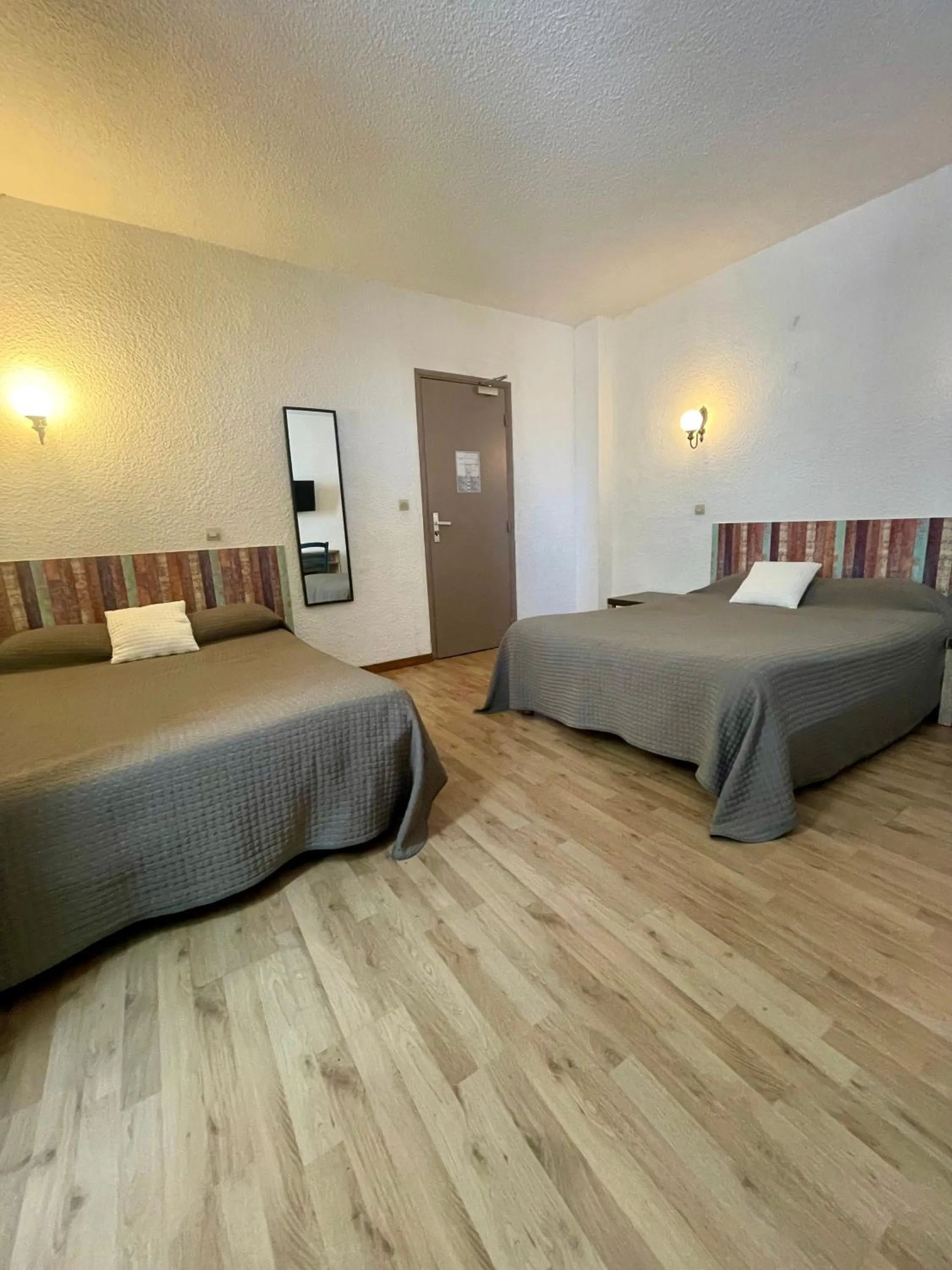 Bedroom in Hotel Alexander