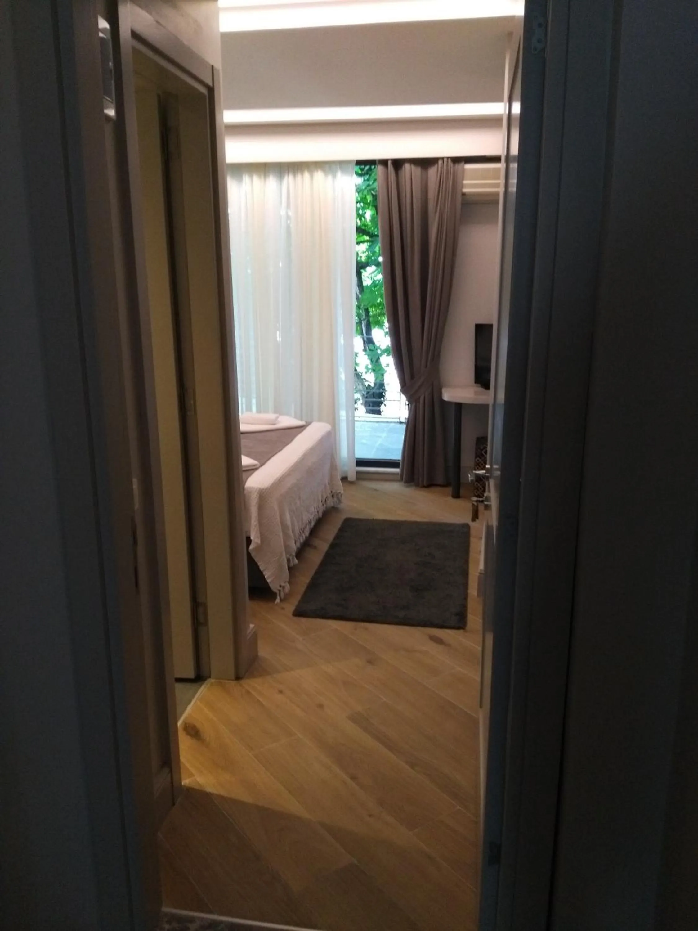 Bed in KONAK BELLA 3