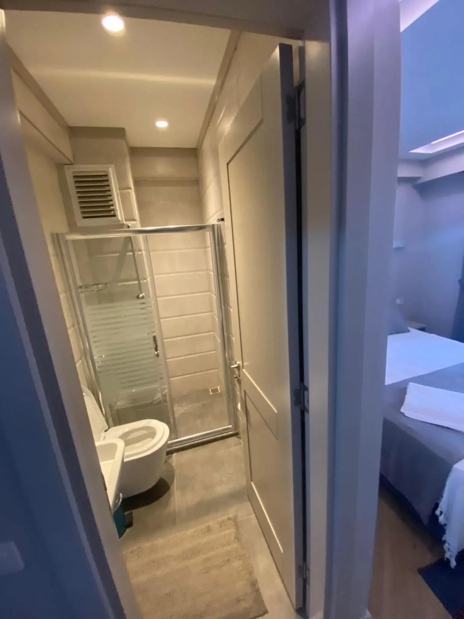 Bathroom in KONAK BELLA 3