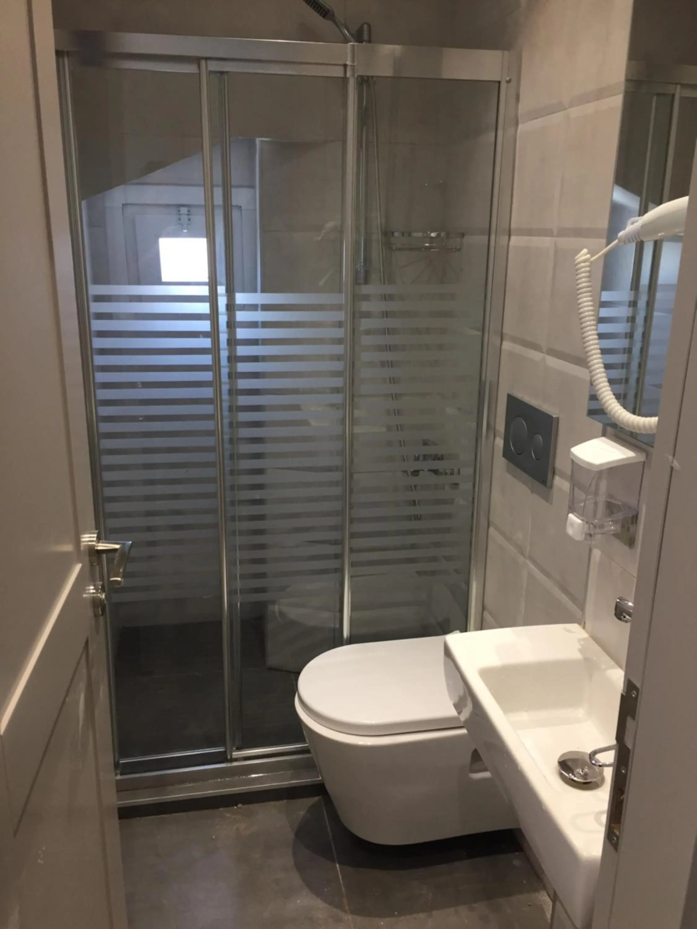 Bathroom in KONAK BELLA 3