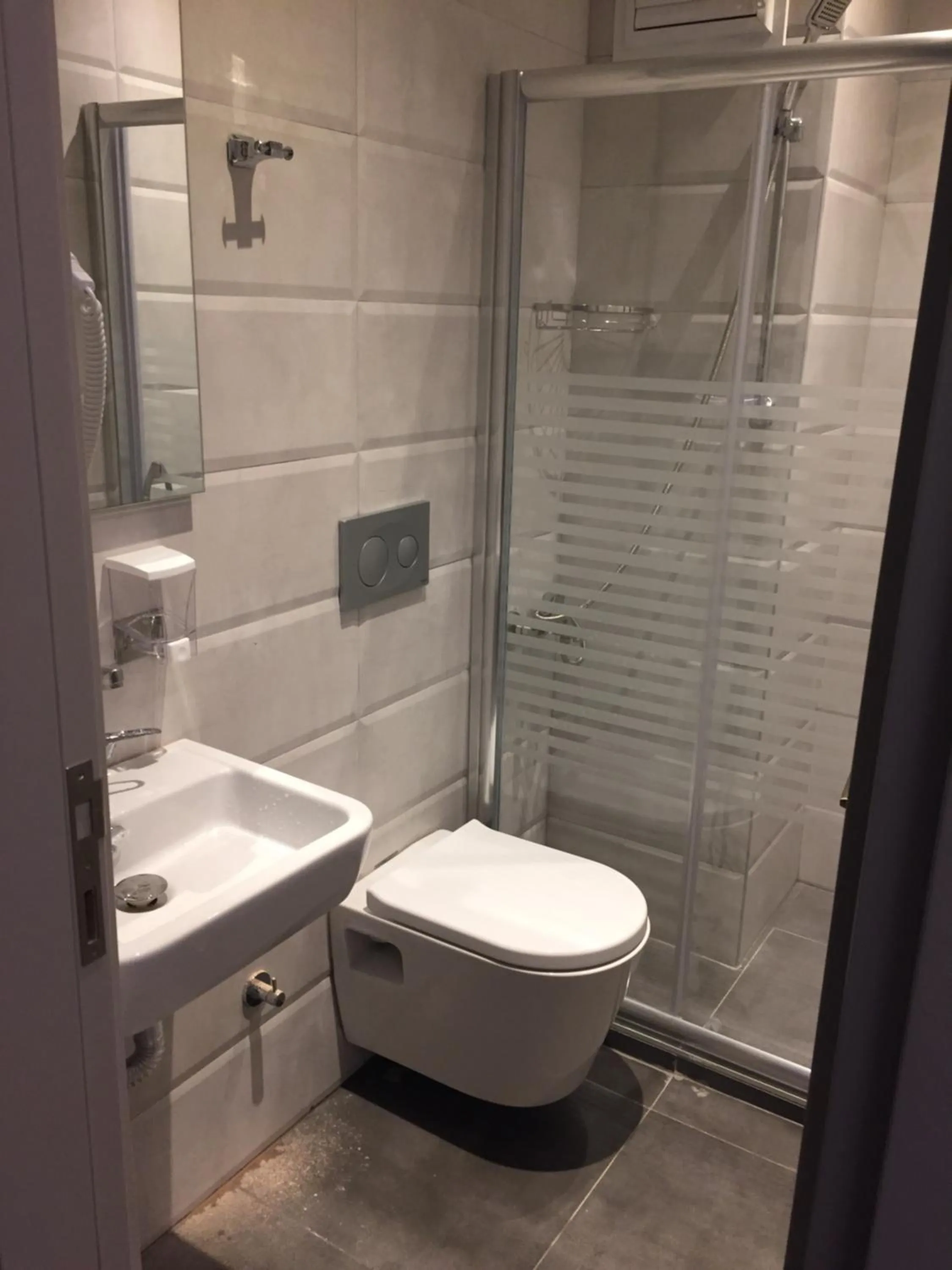 Bathroom in KONAK BELLA 3