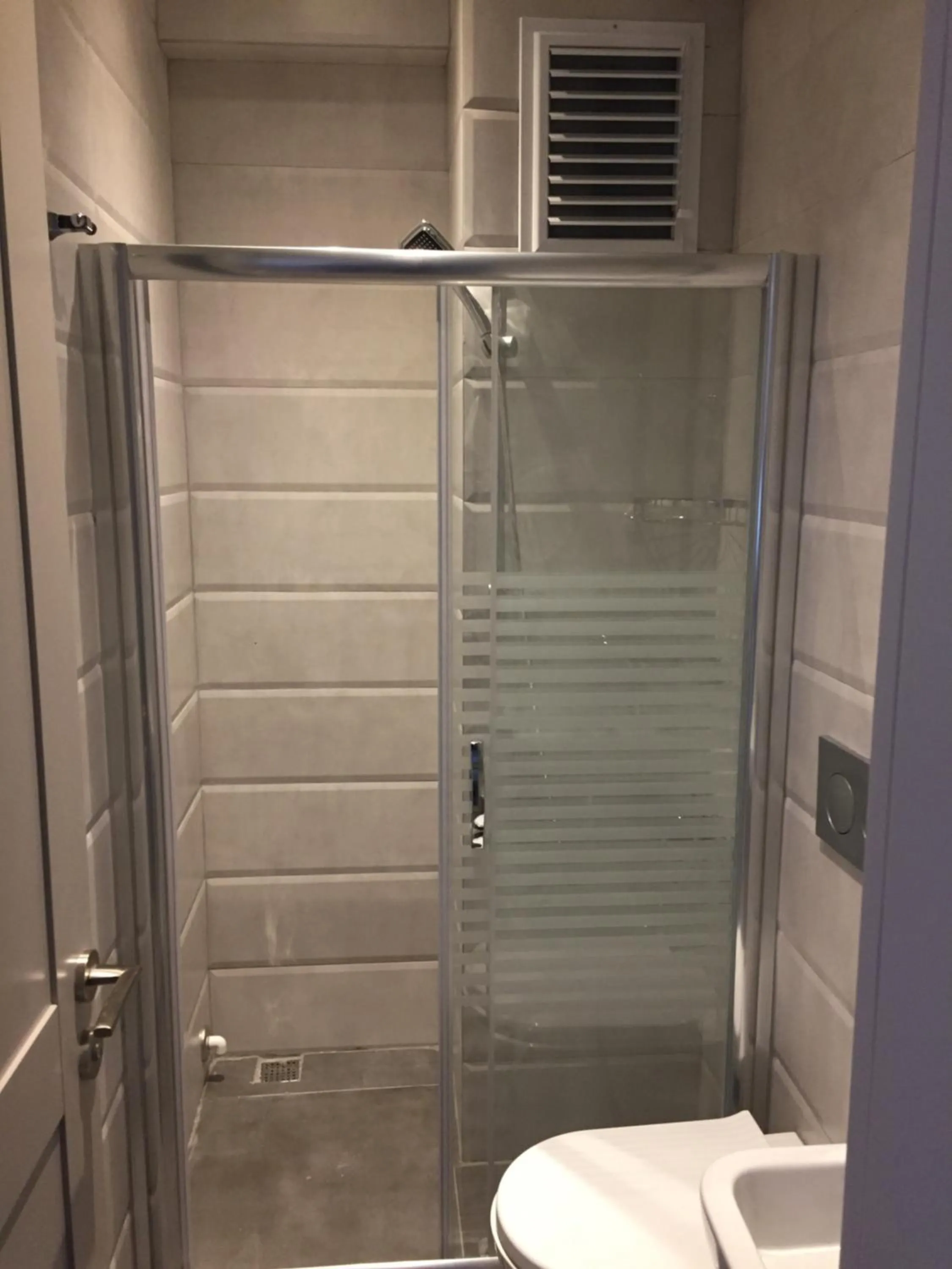 Bathroom in KONAK BELLA 3