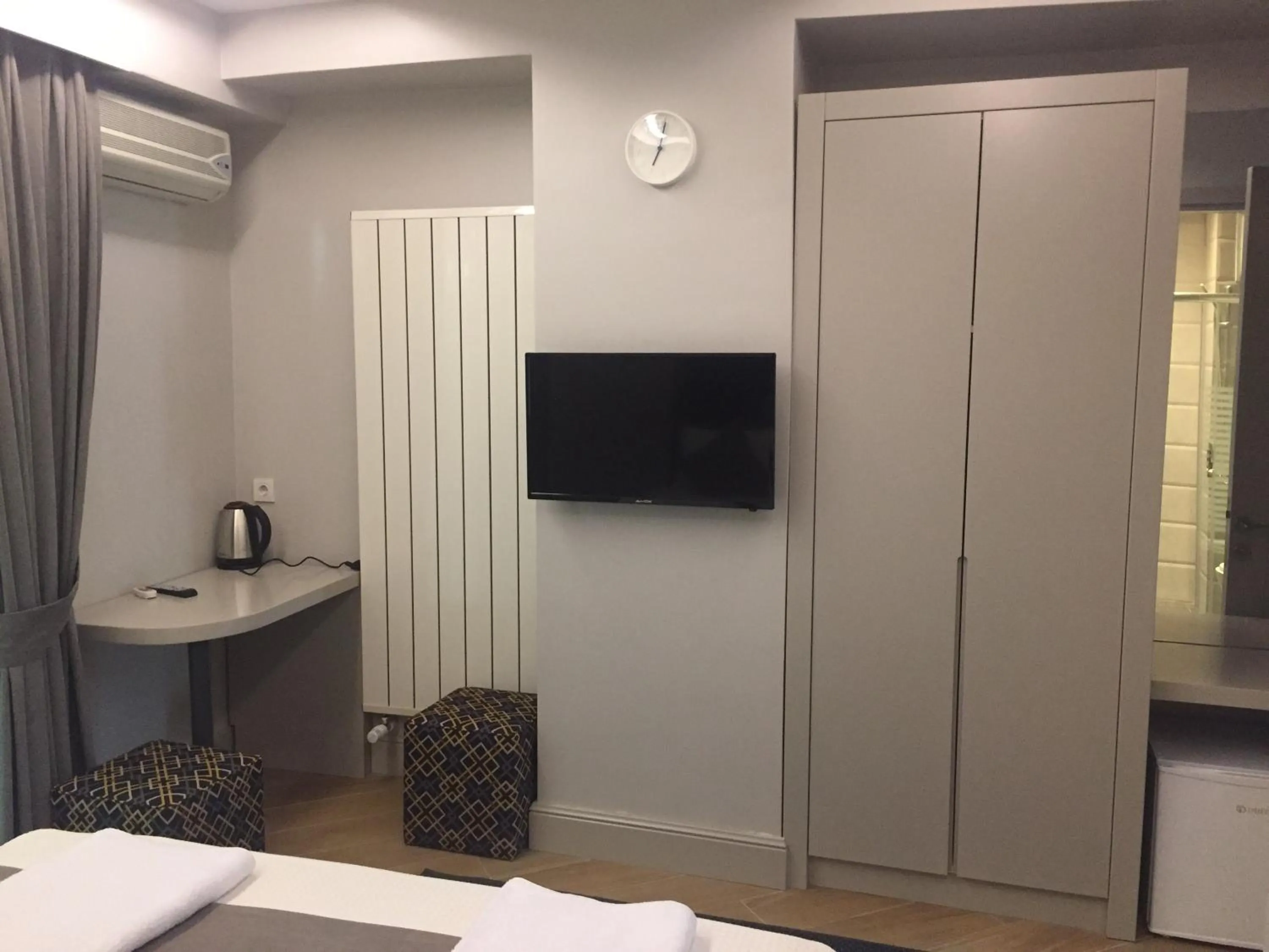 TV and multimedia, Bed in KONAK BELLA 3