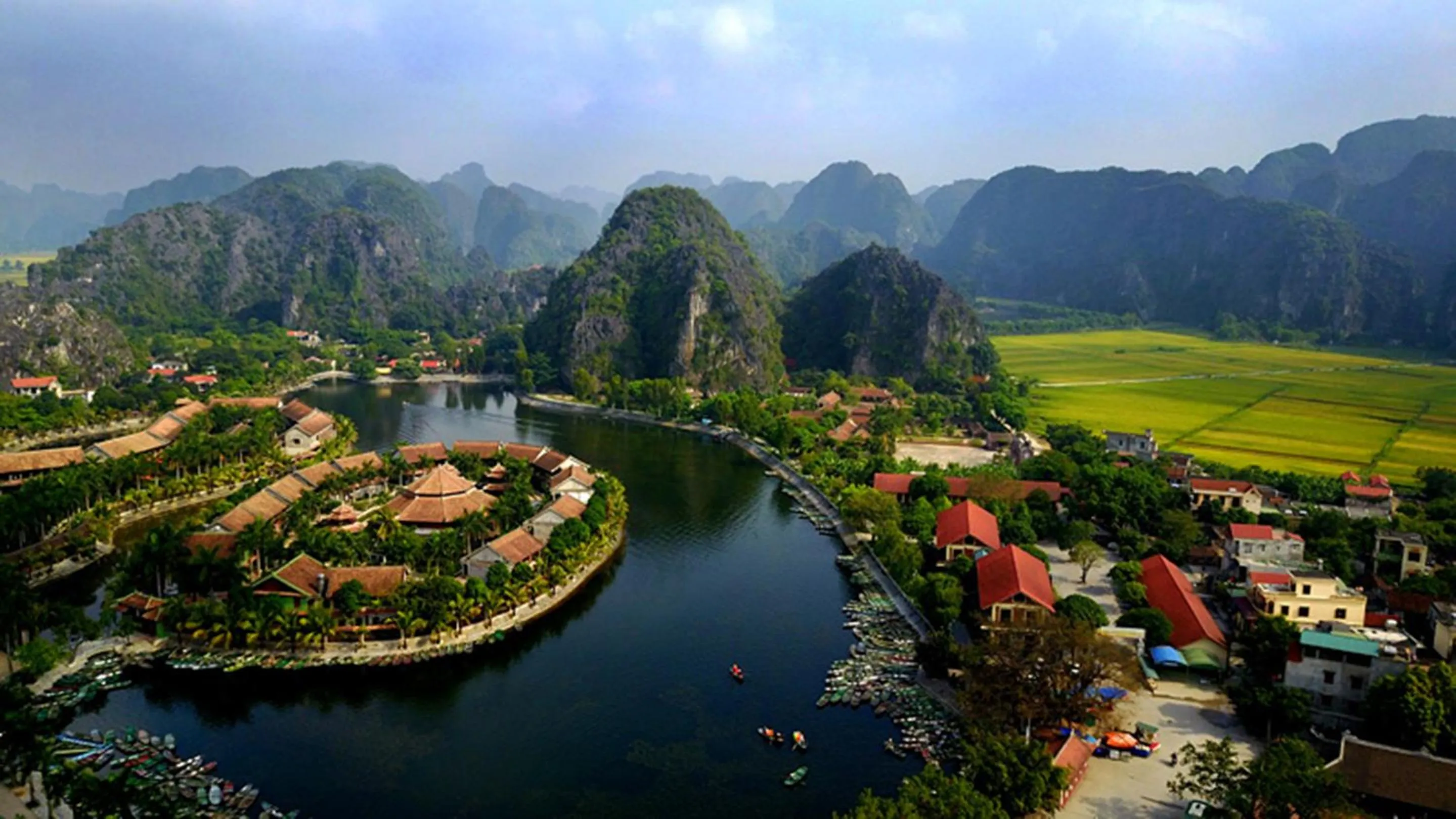 River view in Tam Coc Ngo Đong Homestay