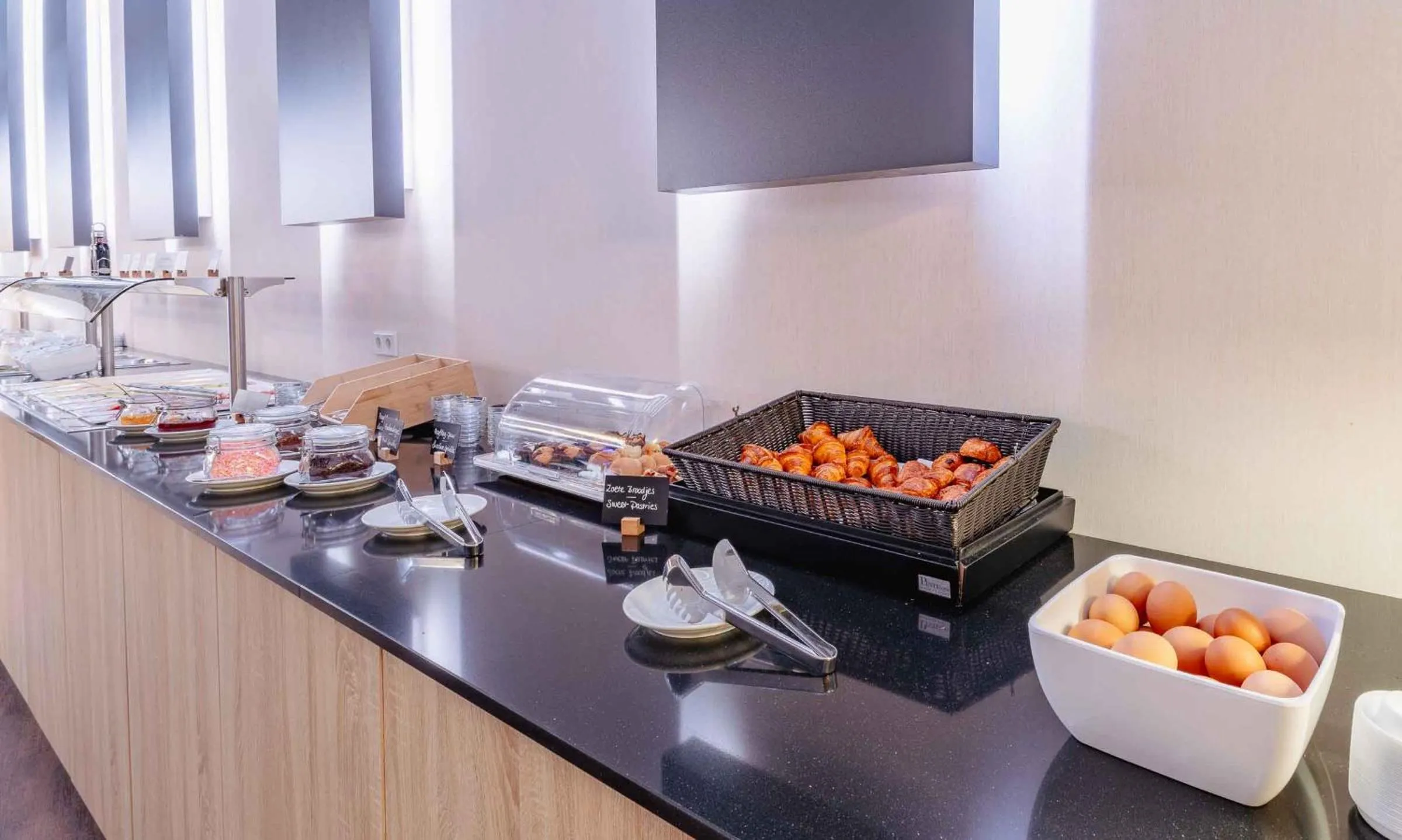 Buffet breakfast in PLAZA Premium Den Haag City Center