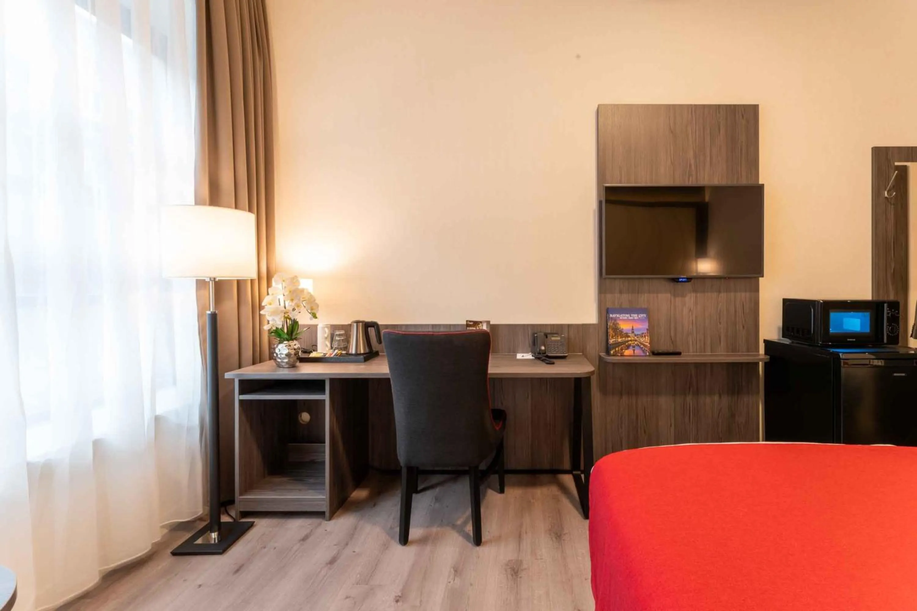 Photo of the whole room, Bed in PLAZA Premium Den Haag City Center