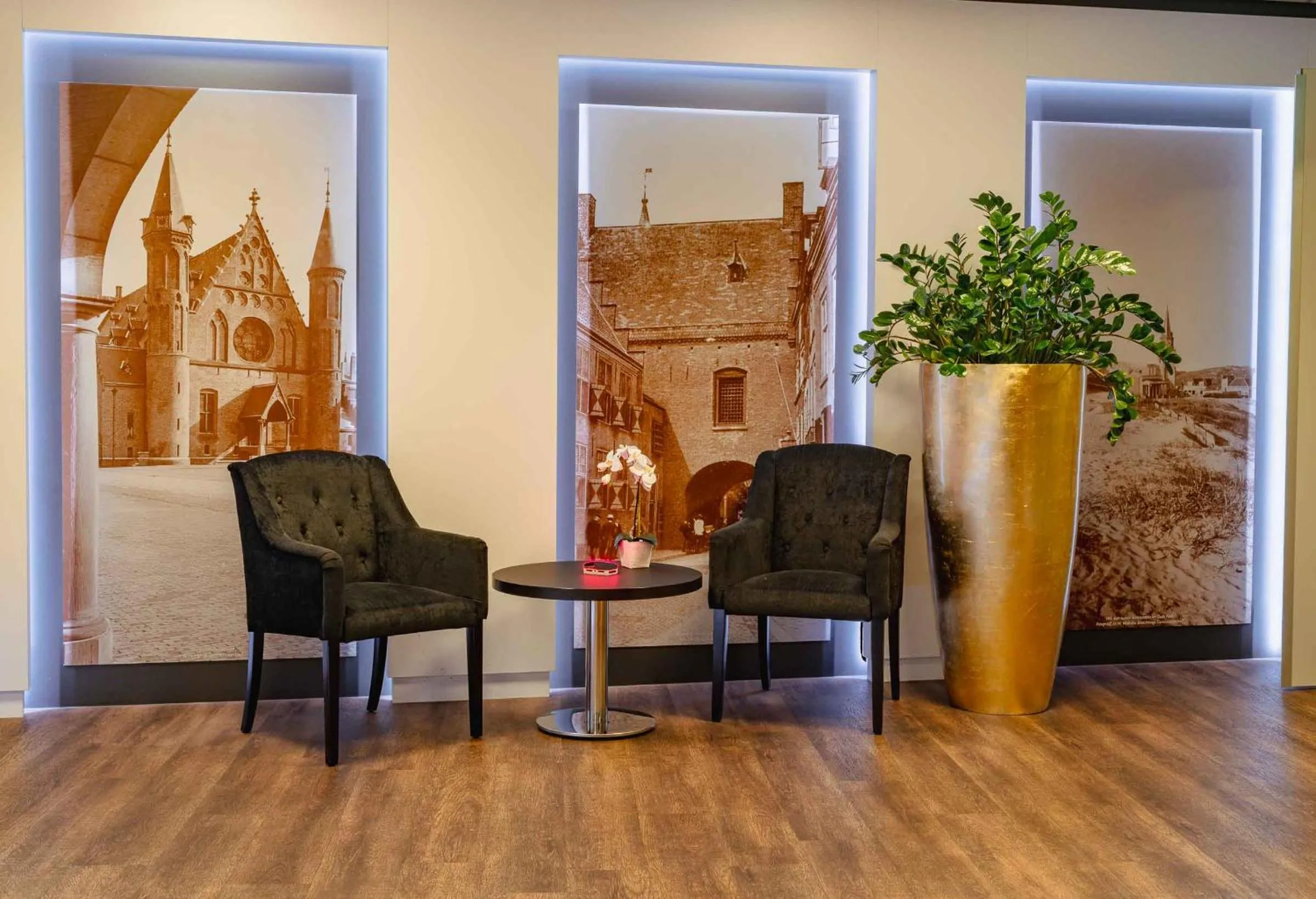 Seating area in PLAZA Premium Den Haag City Center