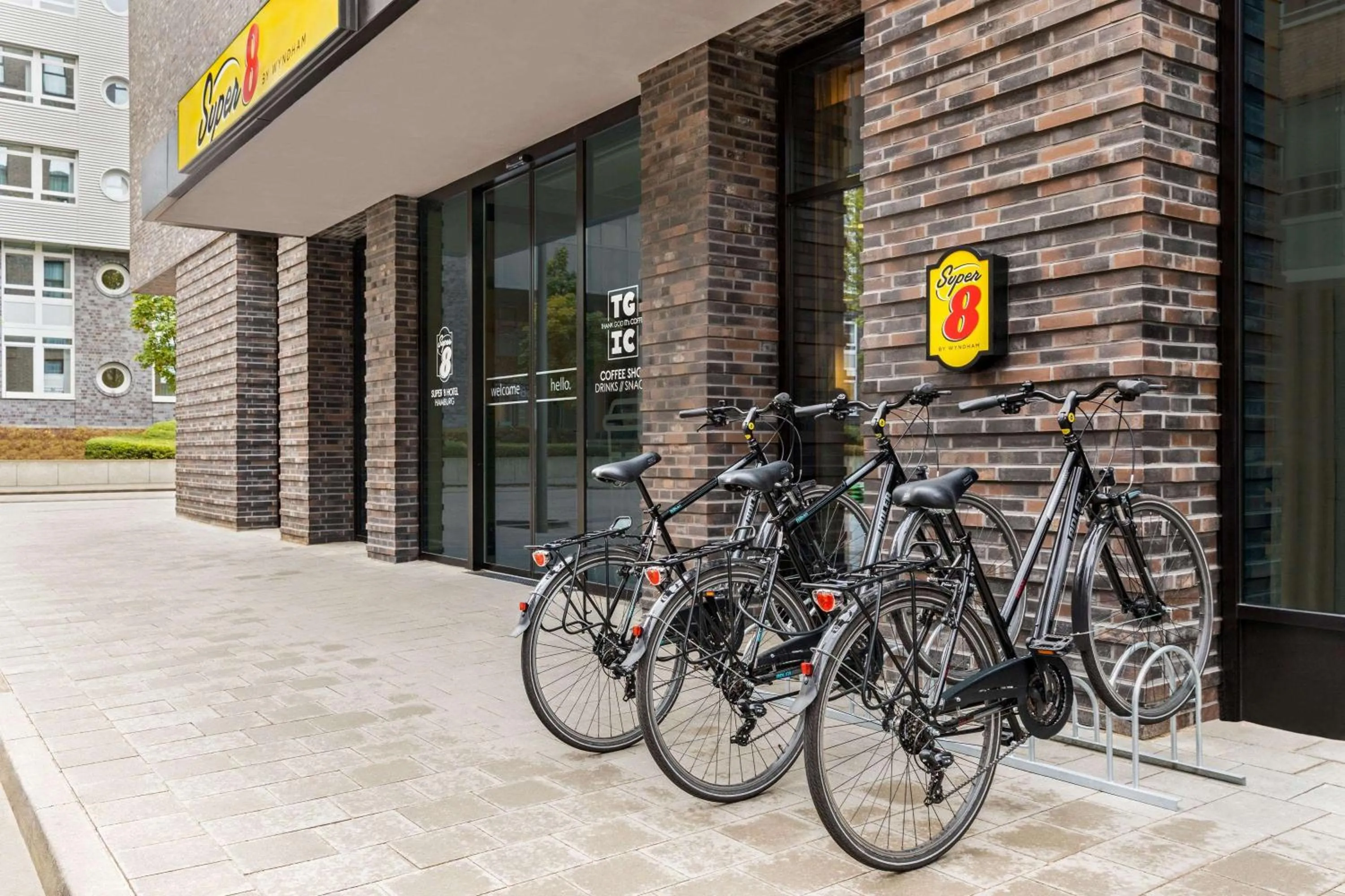 Cycling in Super 8 by Wyndham Hamburg Mitte