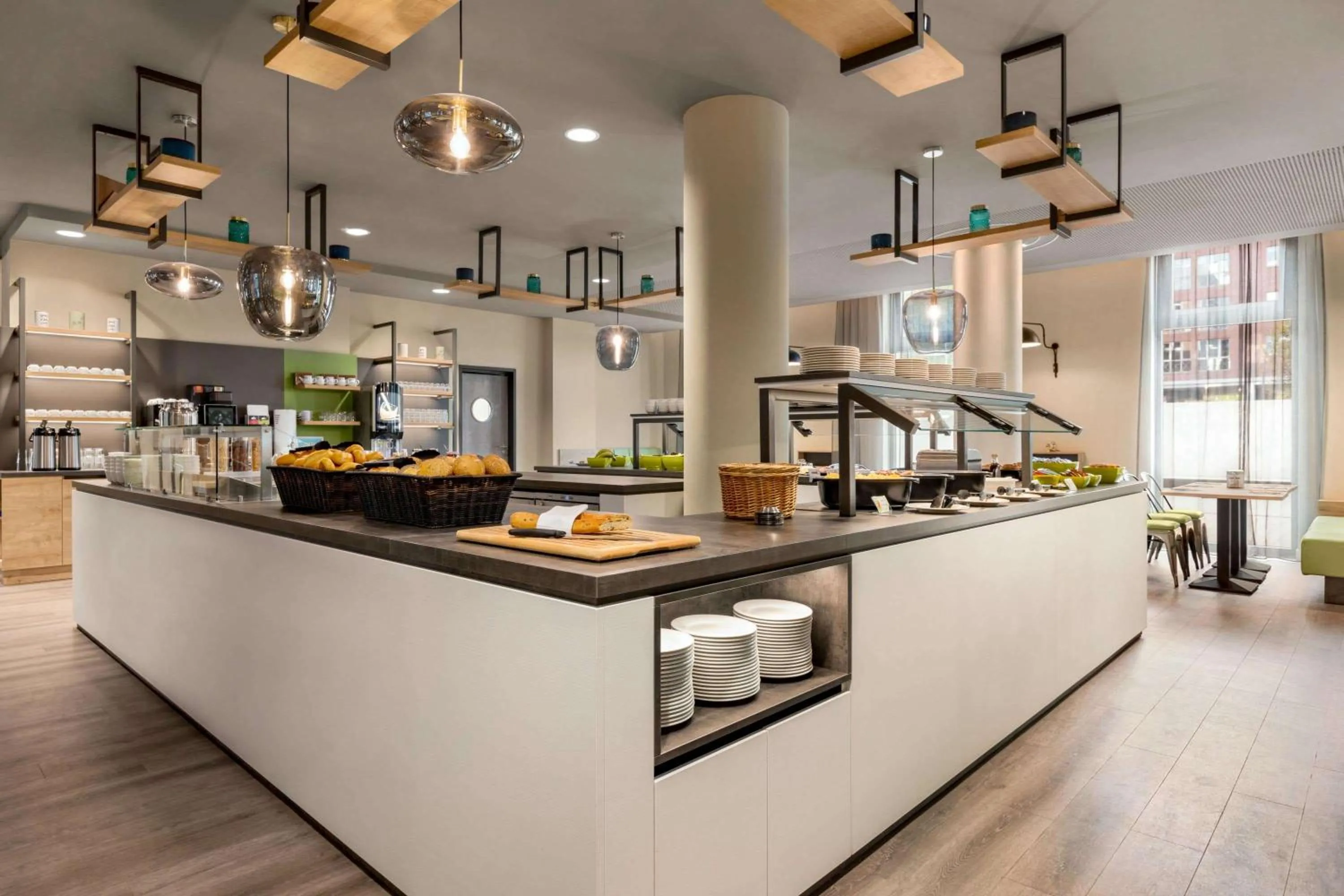 Restaurant/places to eat in Super 8 by Wyndham Hamburg Mitte