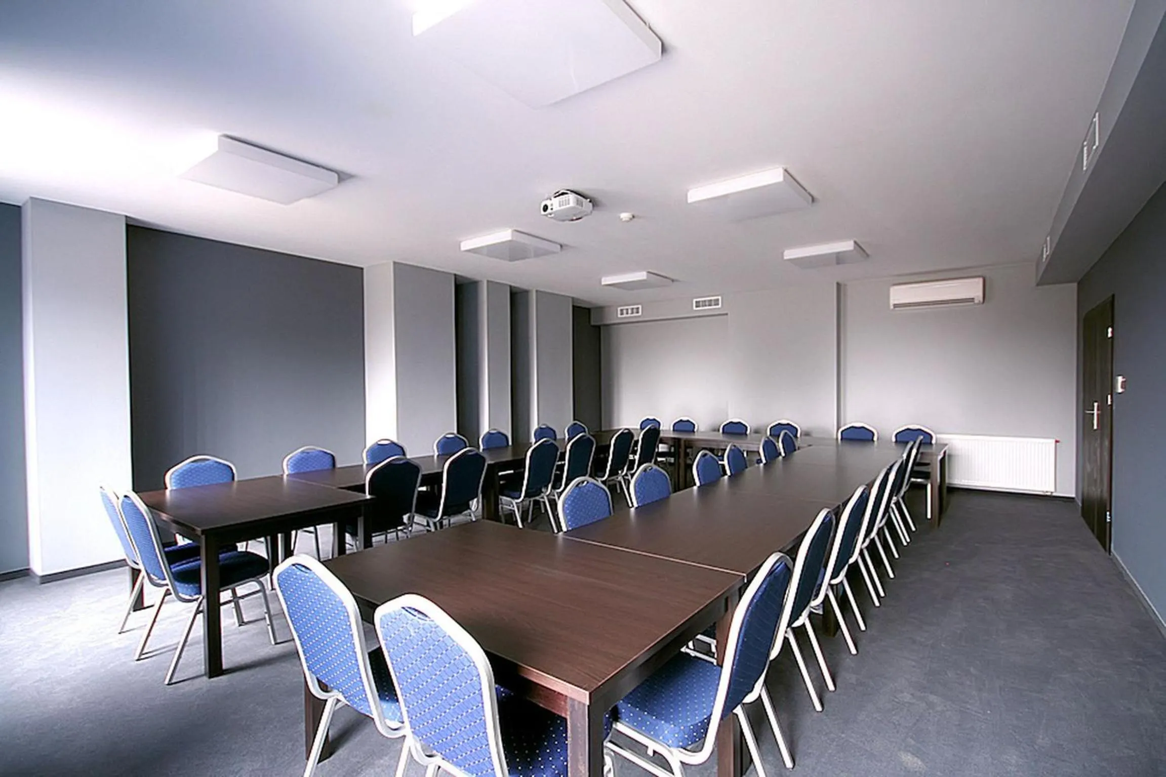 Business facilities in Hotel Grafit