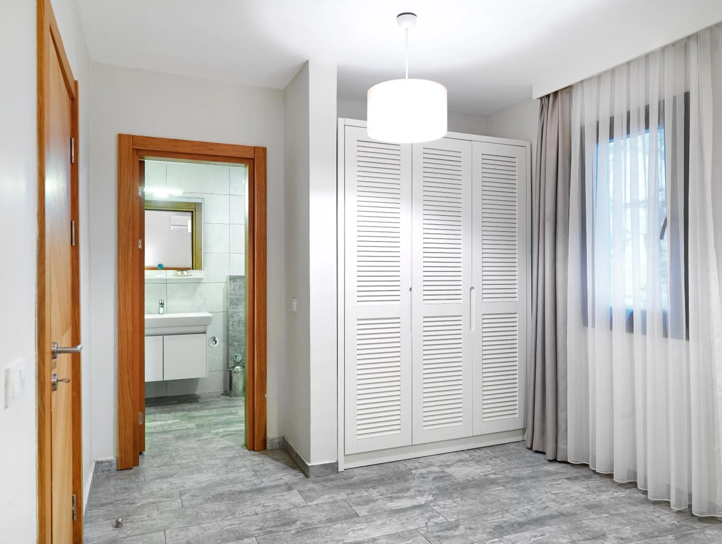 Bathroom in Dorman Suites