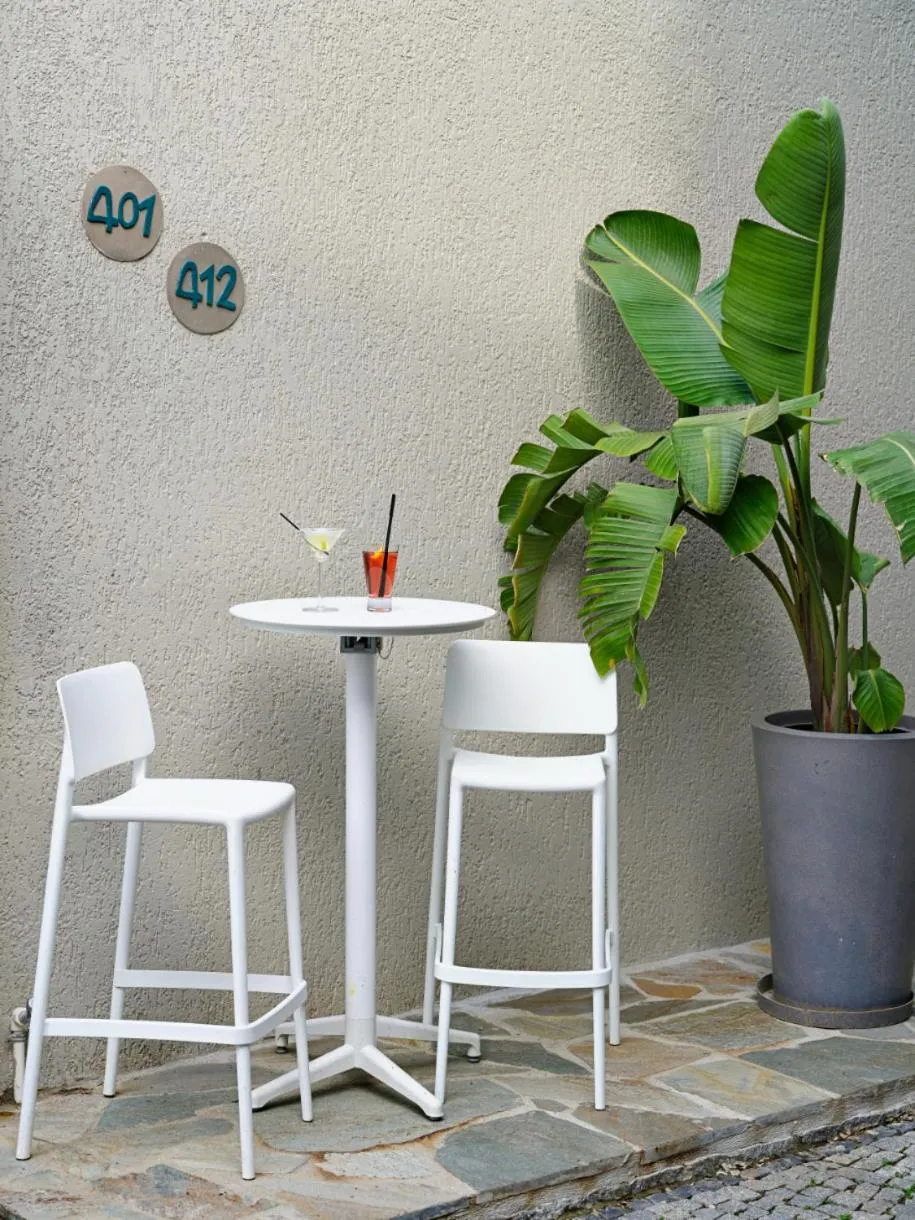 Lounge or bar in Dorman Suites