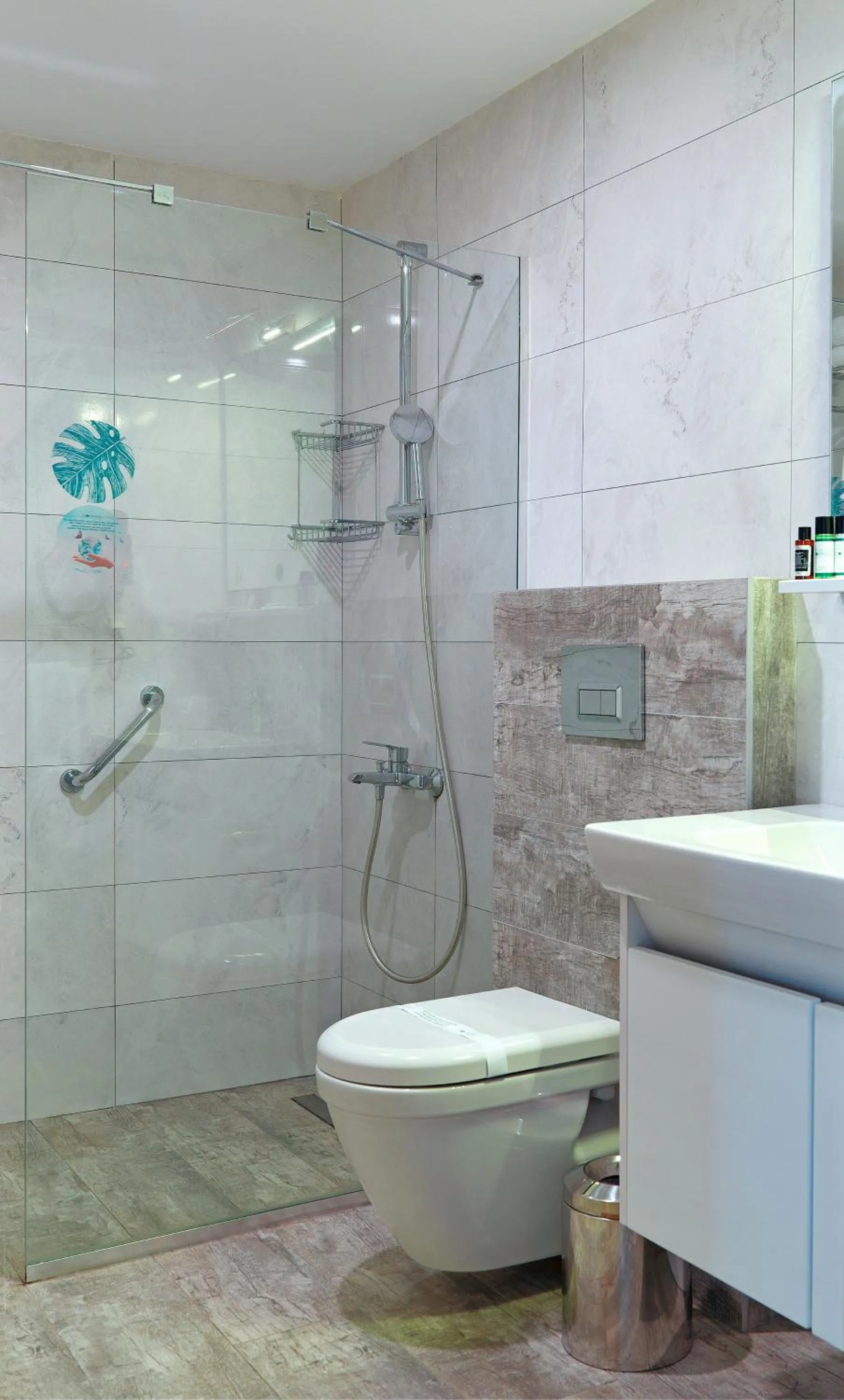 Bathroom in Dorman Suites