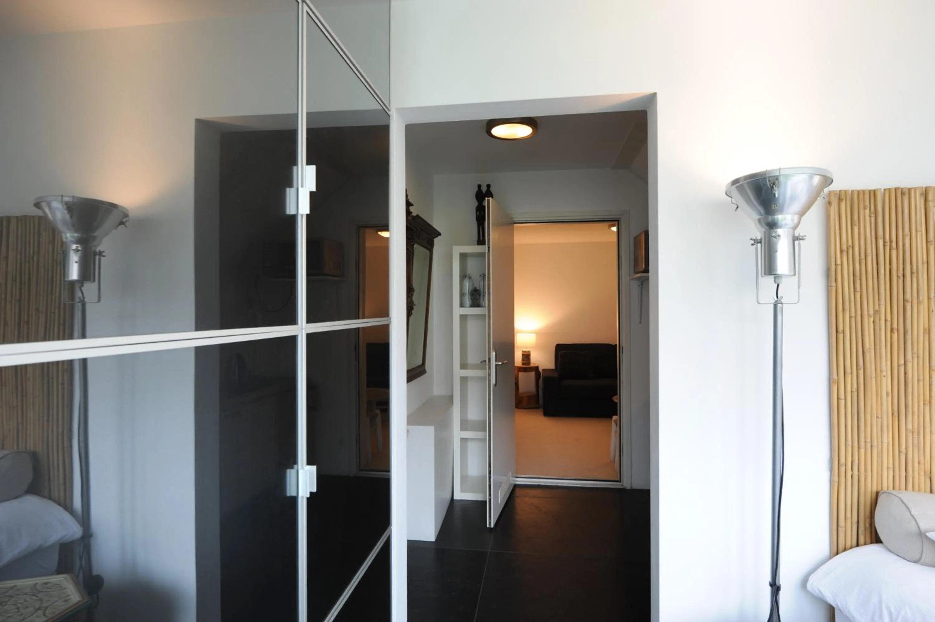 Decorative detail in The Green Tunnel