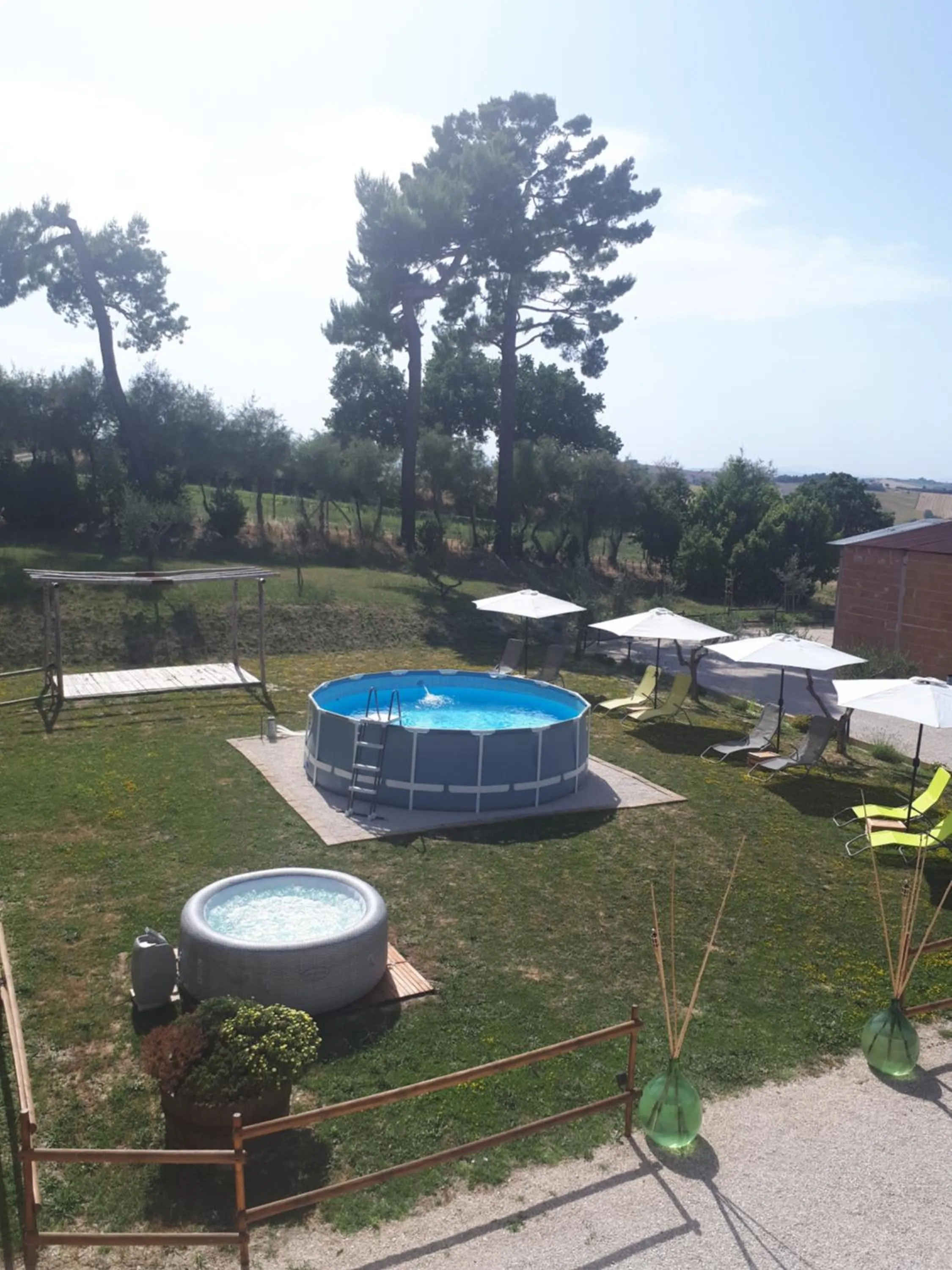 Swimming pool in B&B I Pini Di Storaco