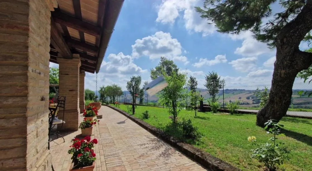 Balcony/Terrace in B&B I Pini Di Storaco