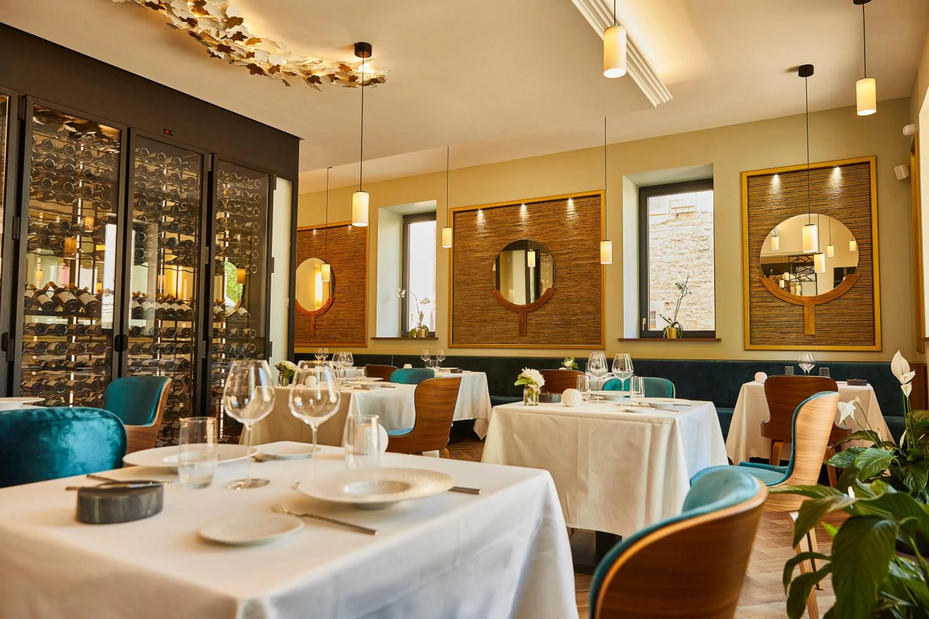 Restaurant/places to eat in Olivier Leflaive Hôtel Restaurants