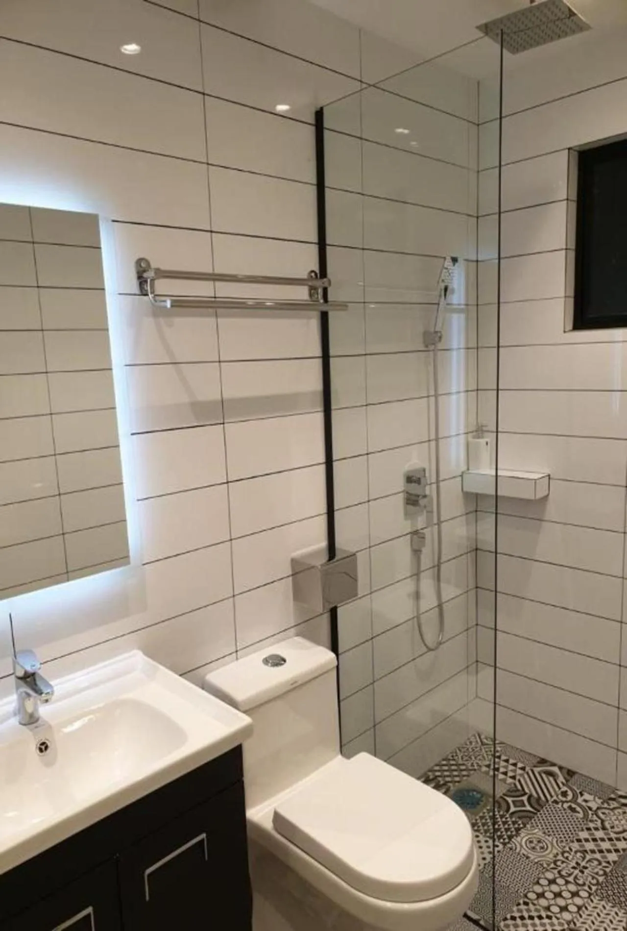 Bathroom in Suite Dreamz Hotel Banting