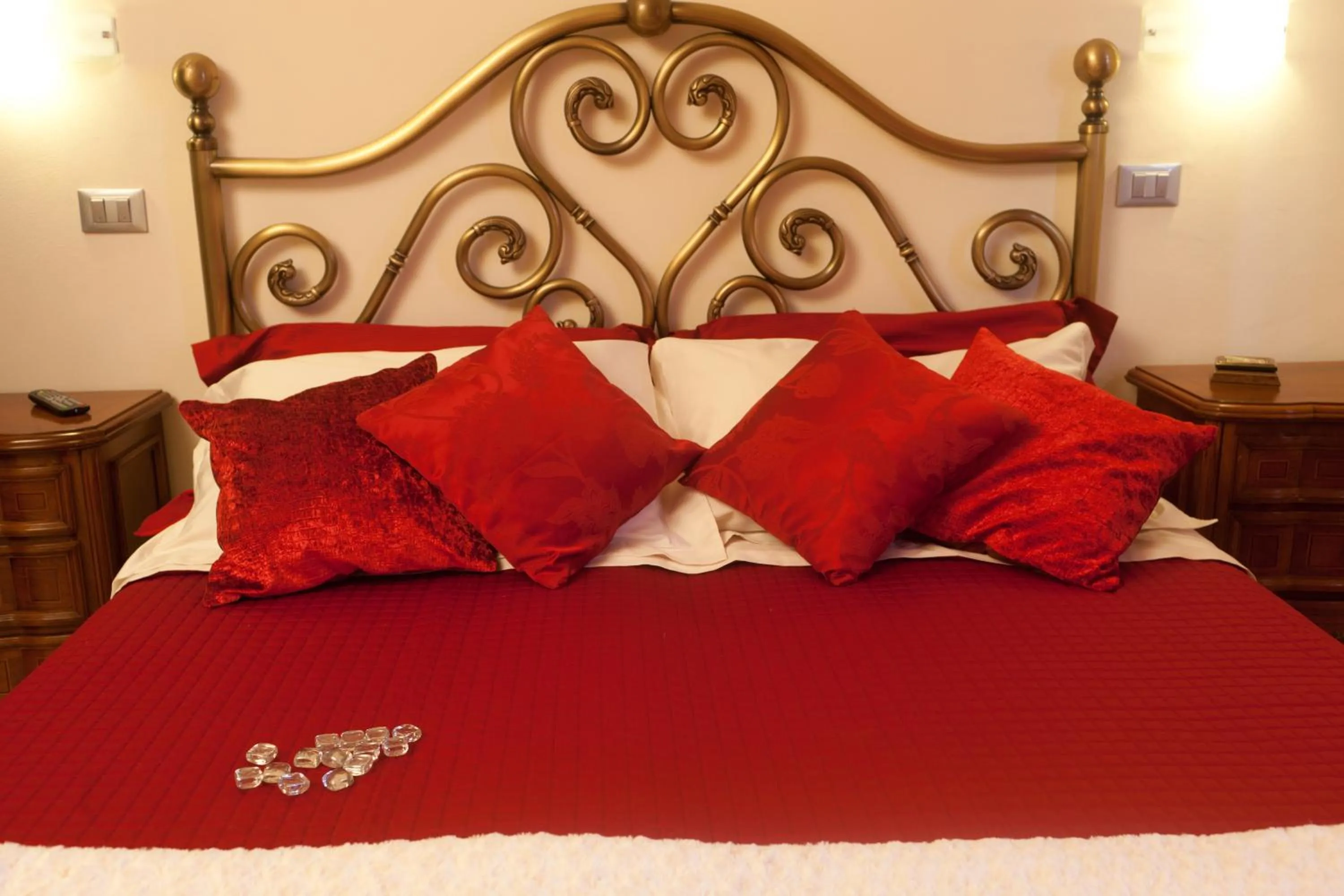 Decorative detail, Bed in B&B Al Calcandola