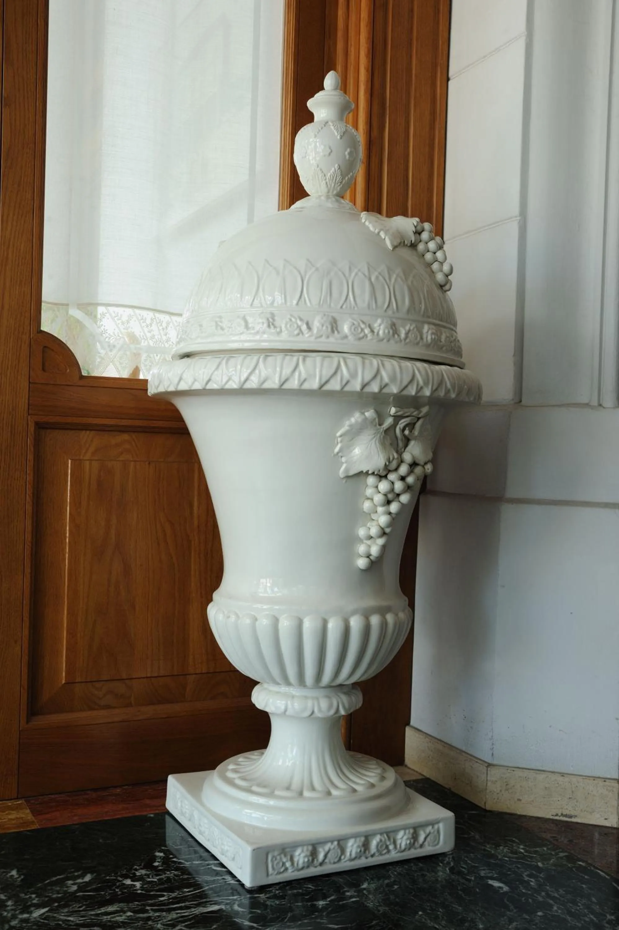 Decorative detail in Hotel Progresso