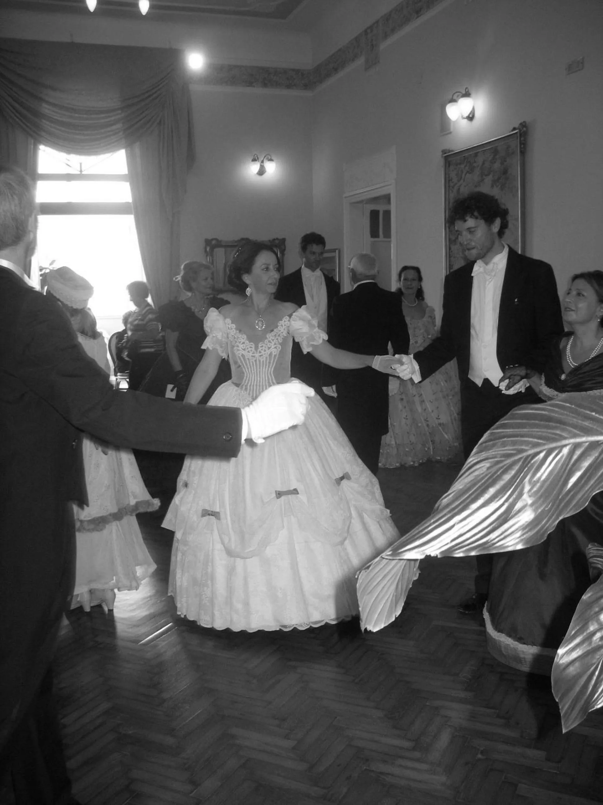 Evening entertainment in Hotel Progresso