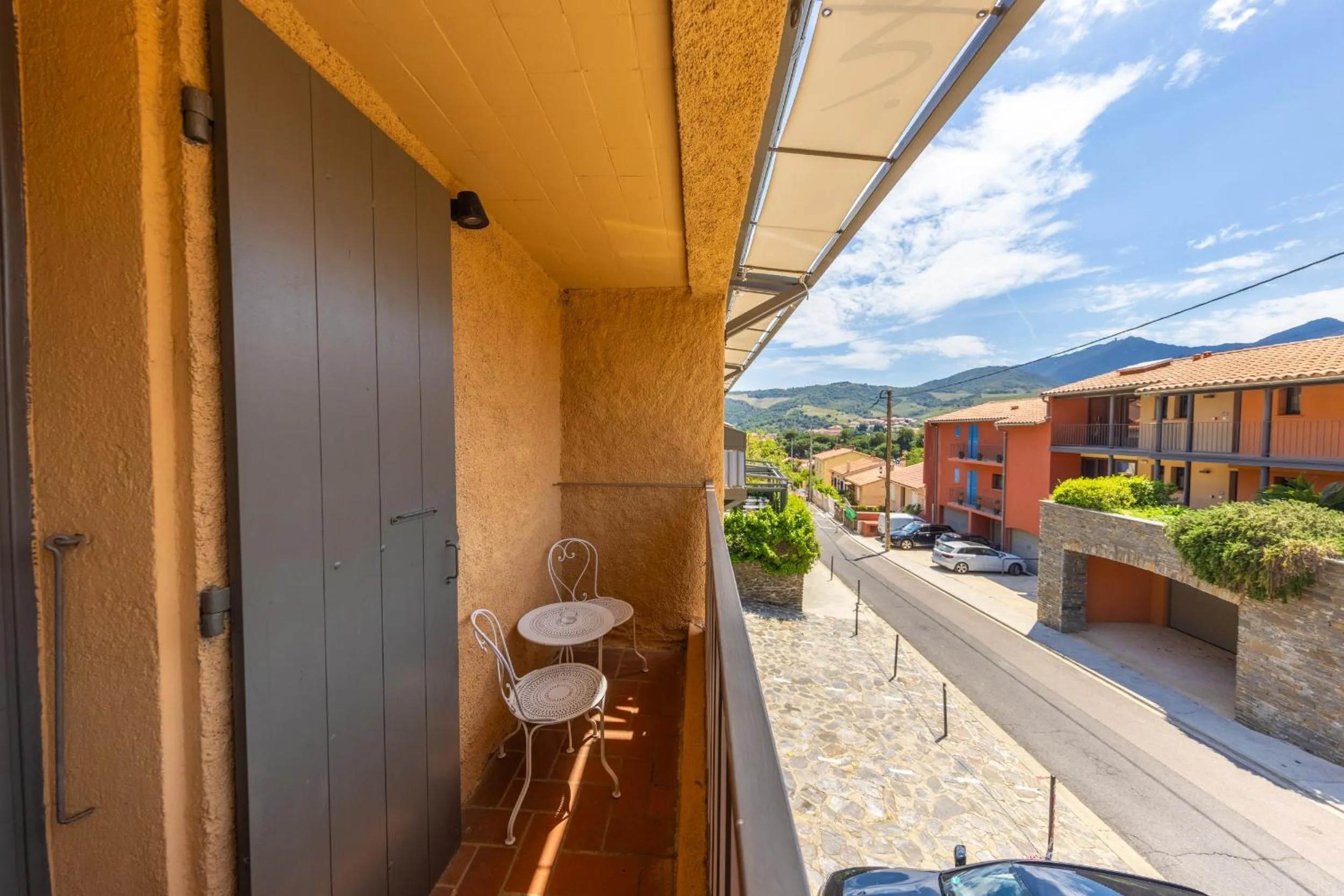 Street view in Hôtel & Spa Le Madeloc - Collioure Centre