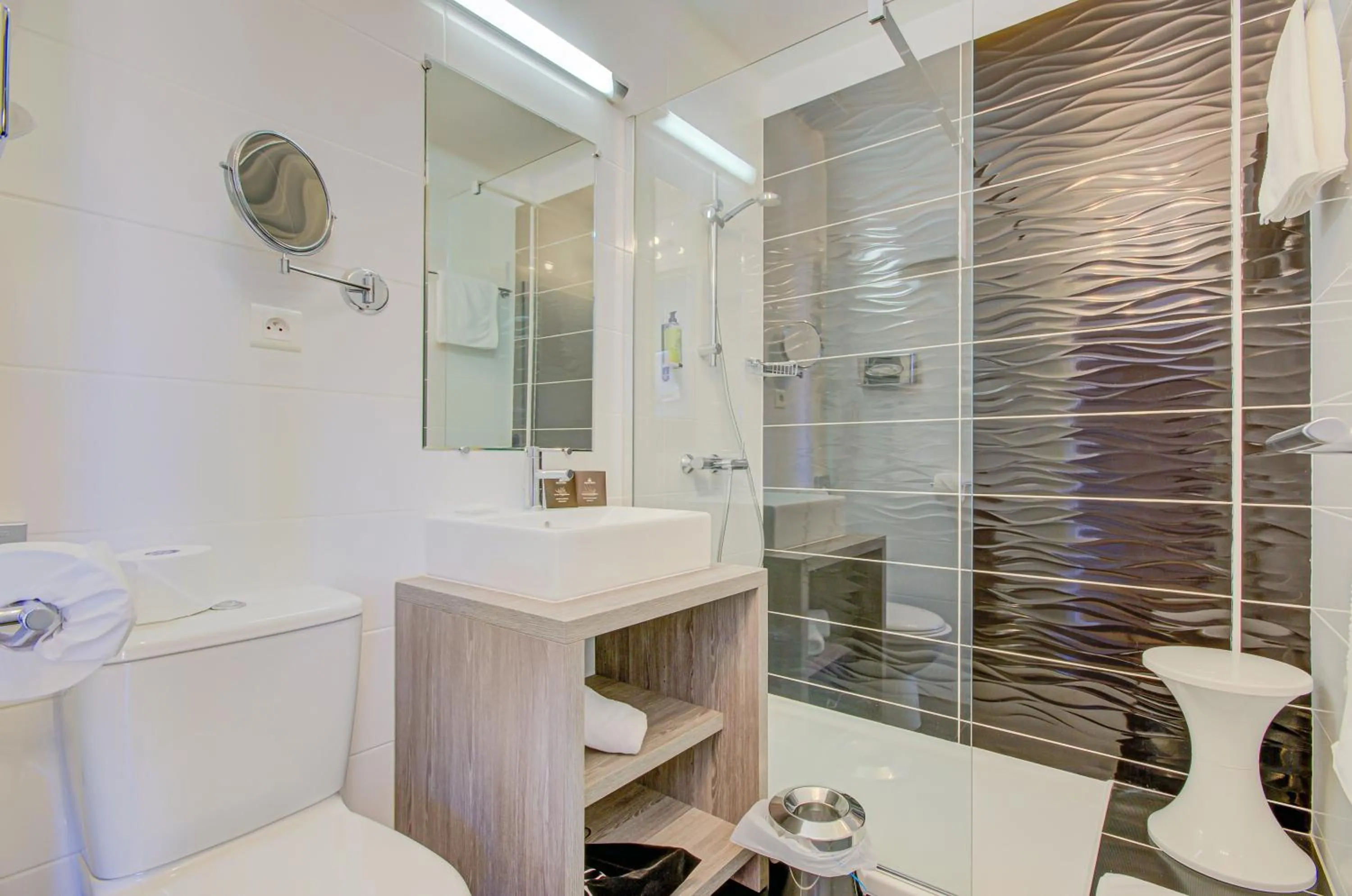 Property building in Le Madeloc Hôtel & Spa