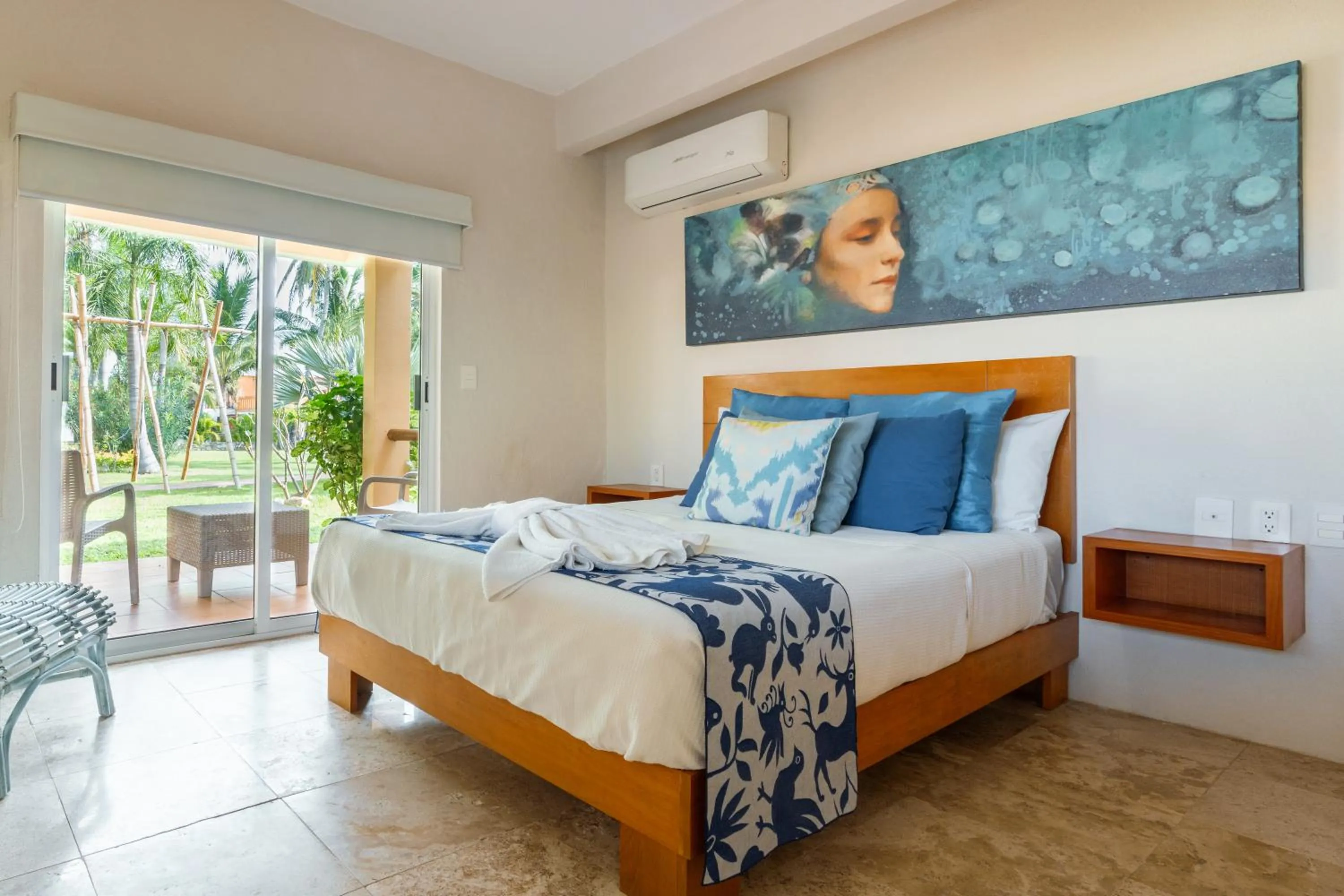 Bed in Rojo Manglar Acapulco