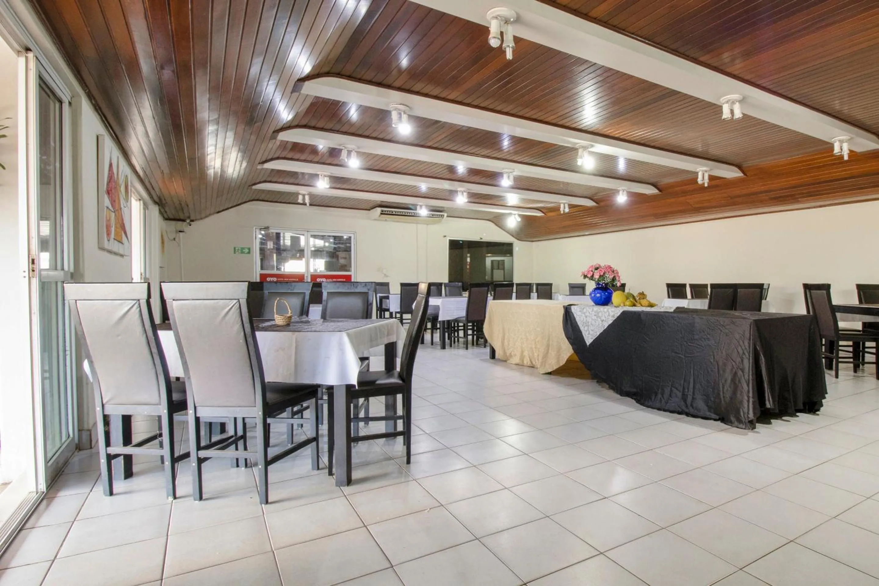 Restaurant/places to eat in OYO New Anápolis Hotel, Imperatriz