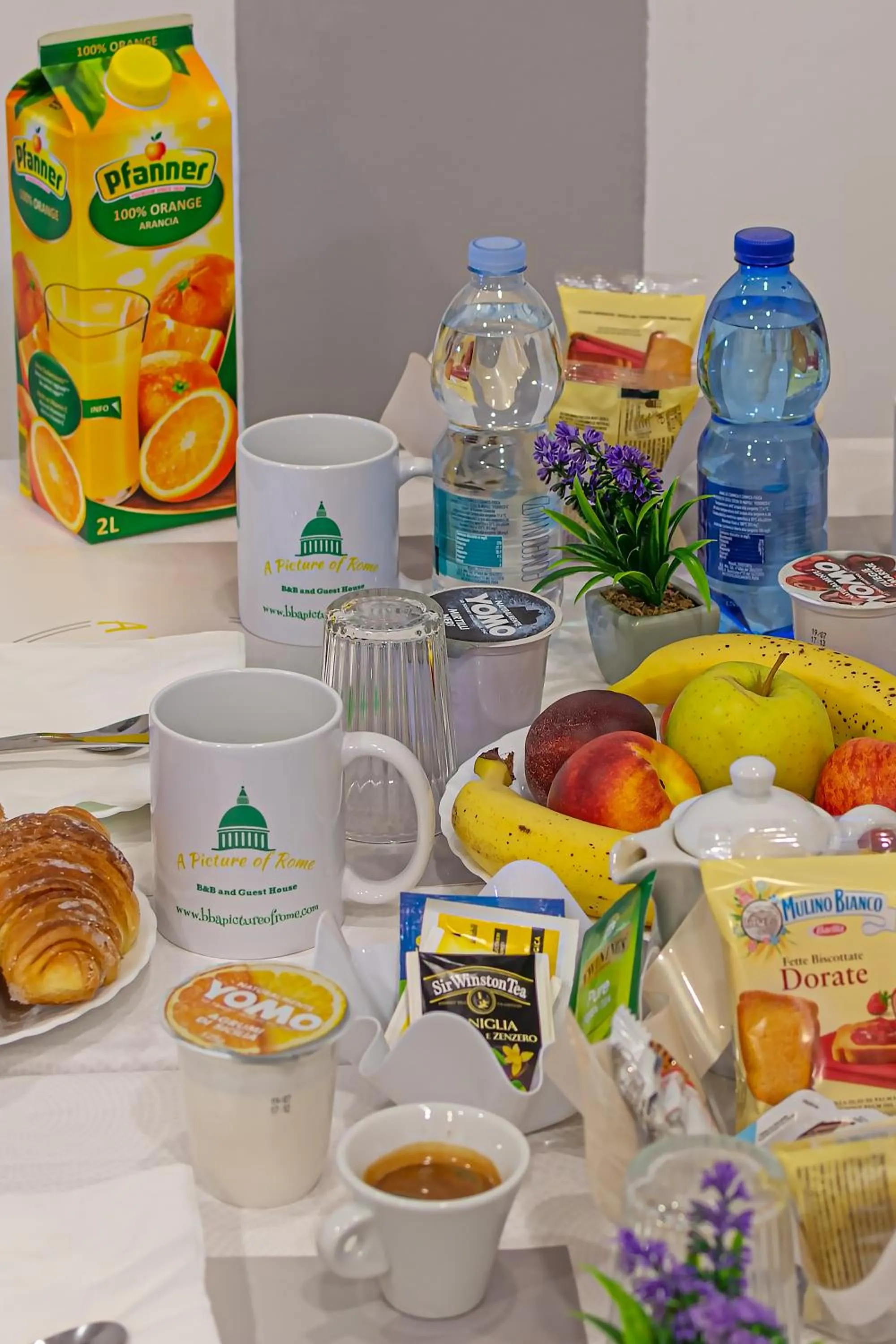 Breakfast in B&B A Picture of Rome