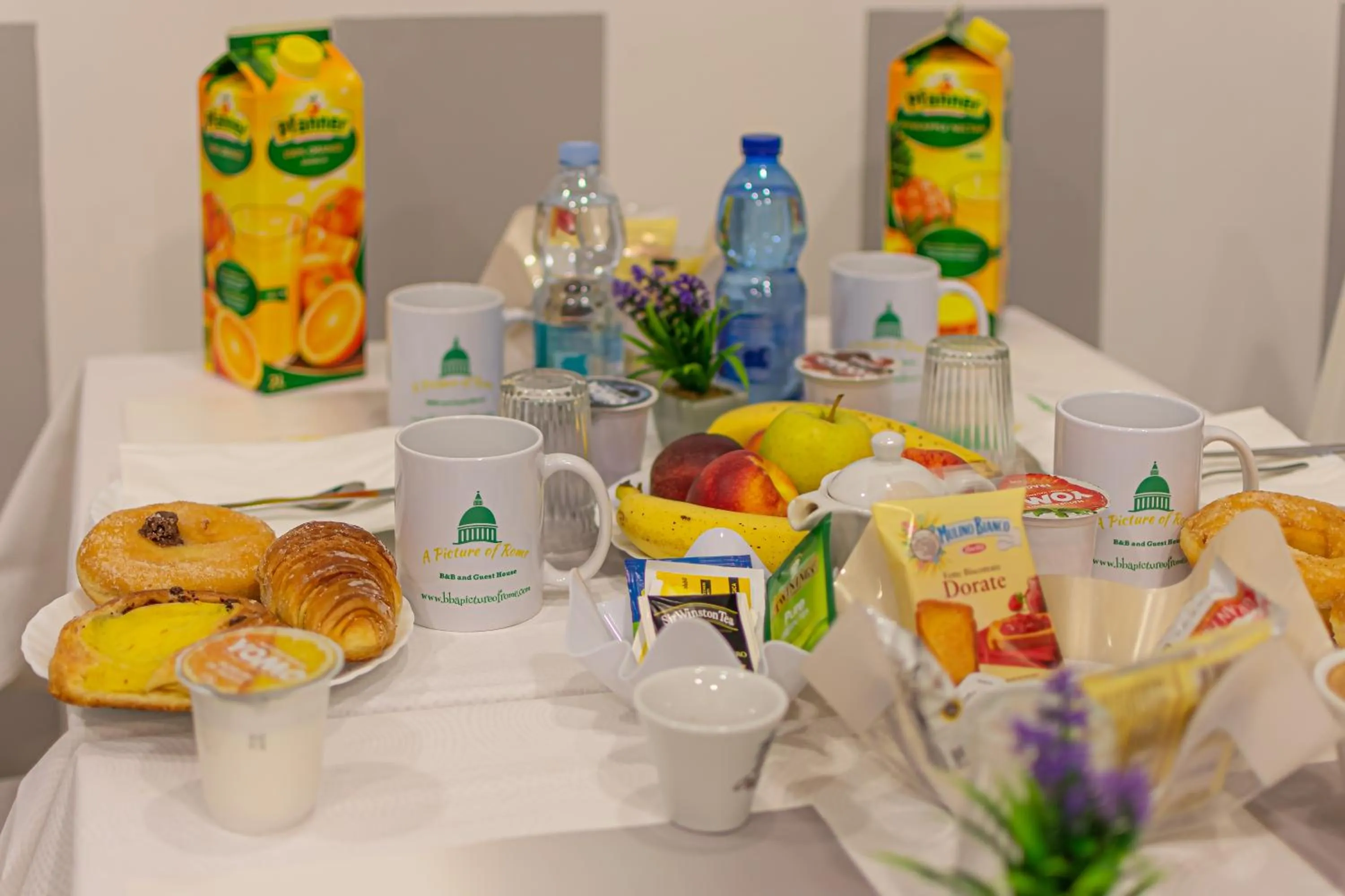 Breakfast in B&B A Picture of Rome