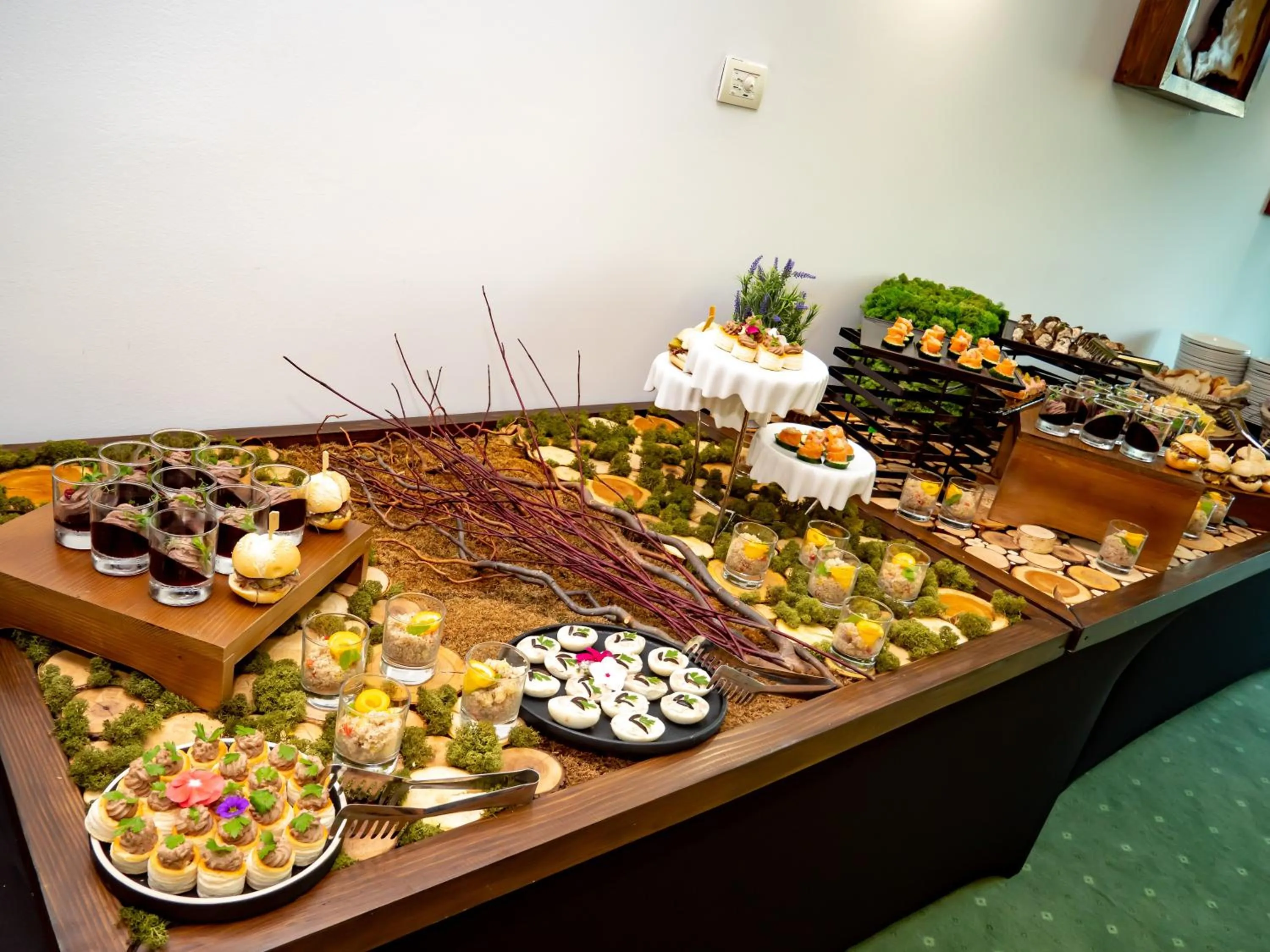 Food and drinks in Complex Silva