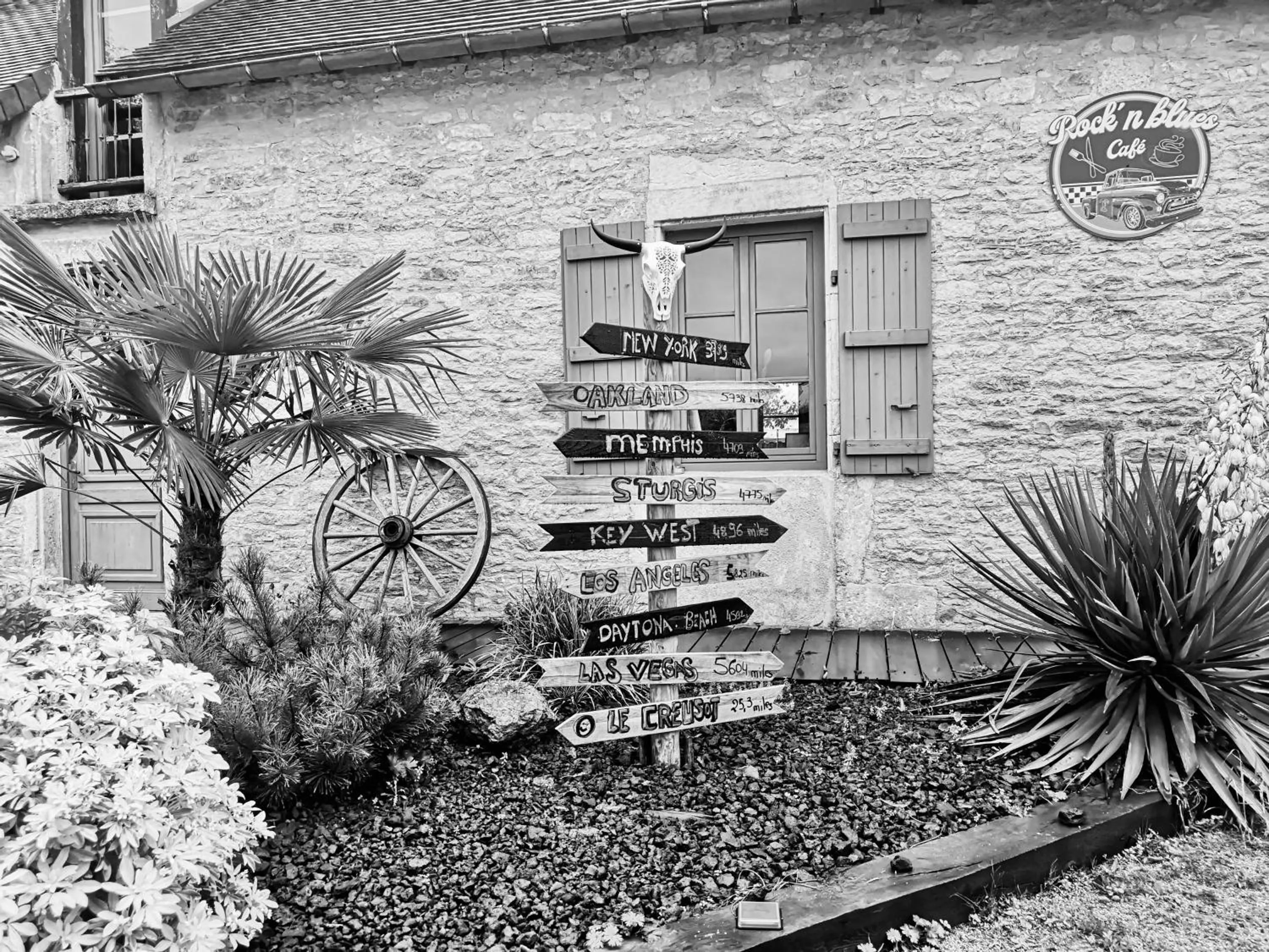 Decorative detail in L'ETAP'CORTELINE