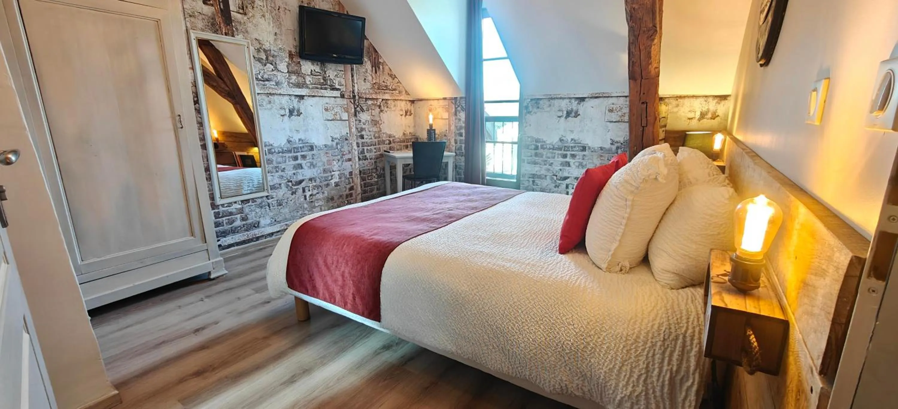 Bedroom, Bed in L'ETAP'CORTELINE