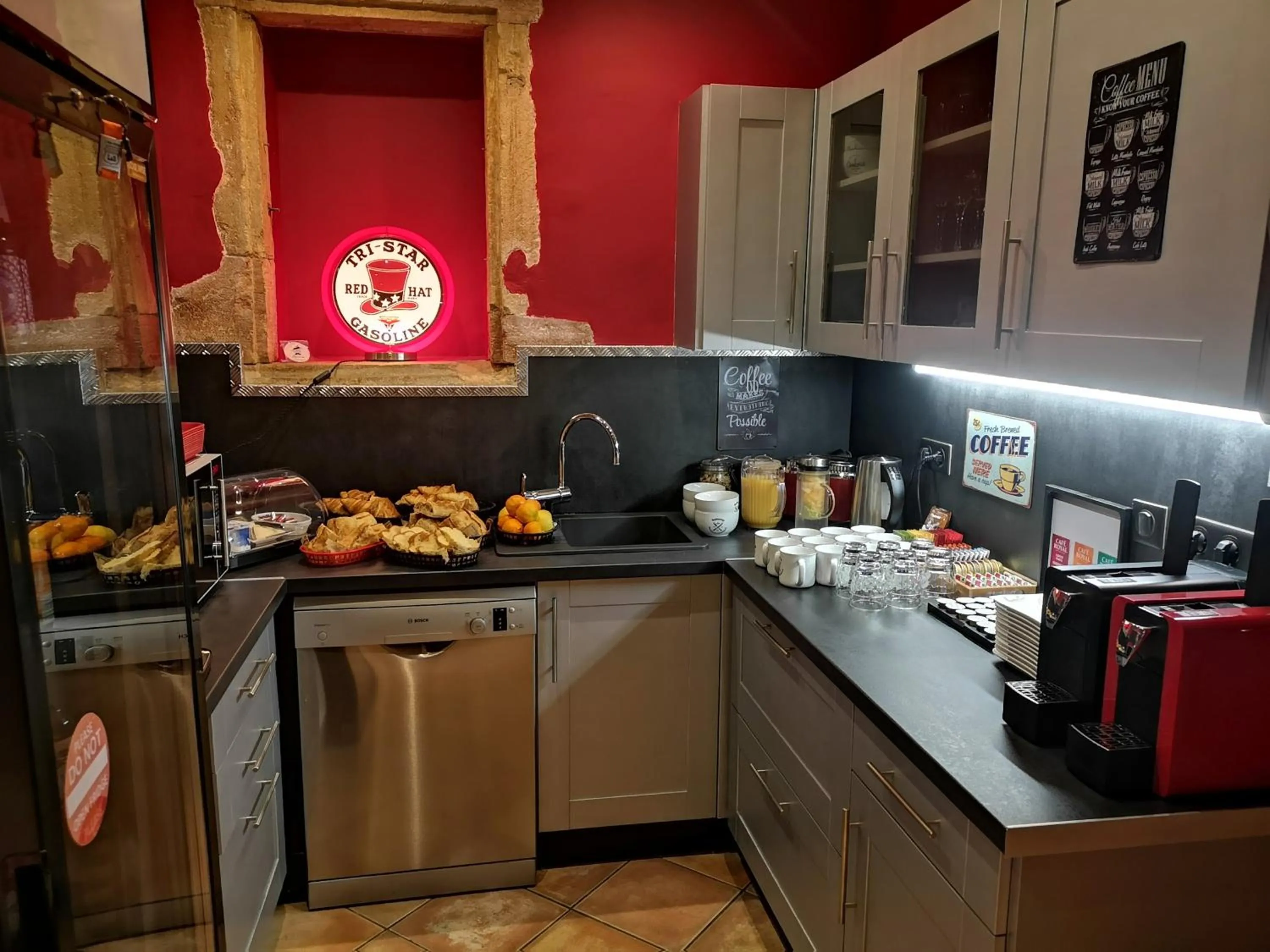 Breakfast in L'ETAP'CORTELINE