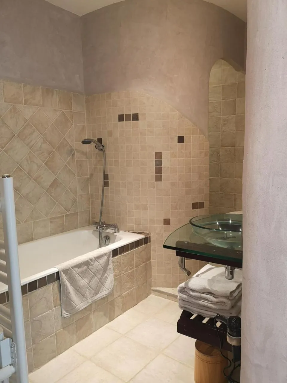 Bathroom in L'ETAP'CORTELINE