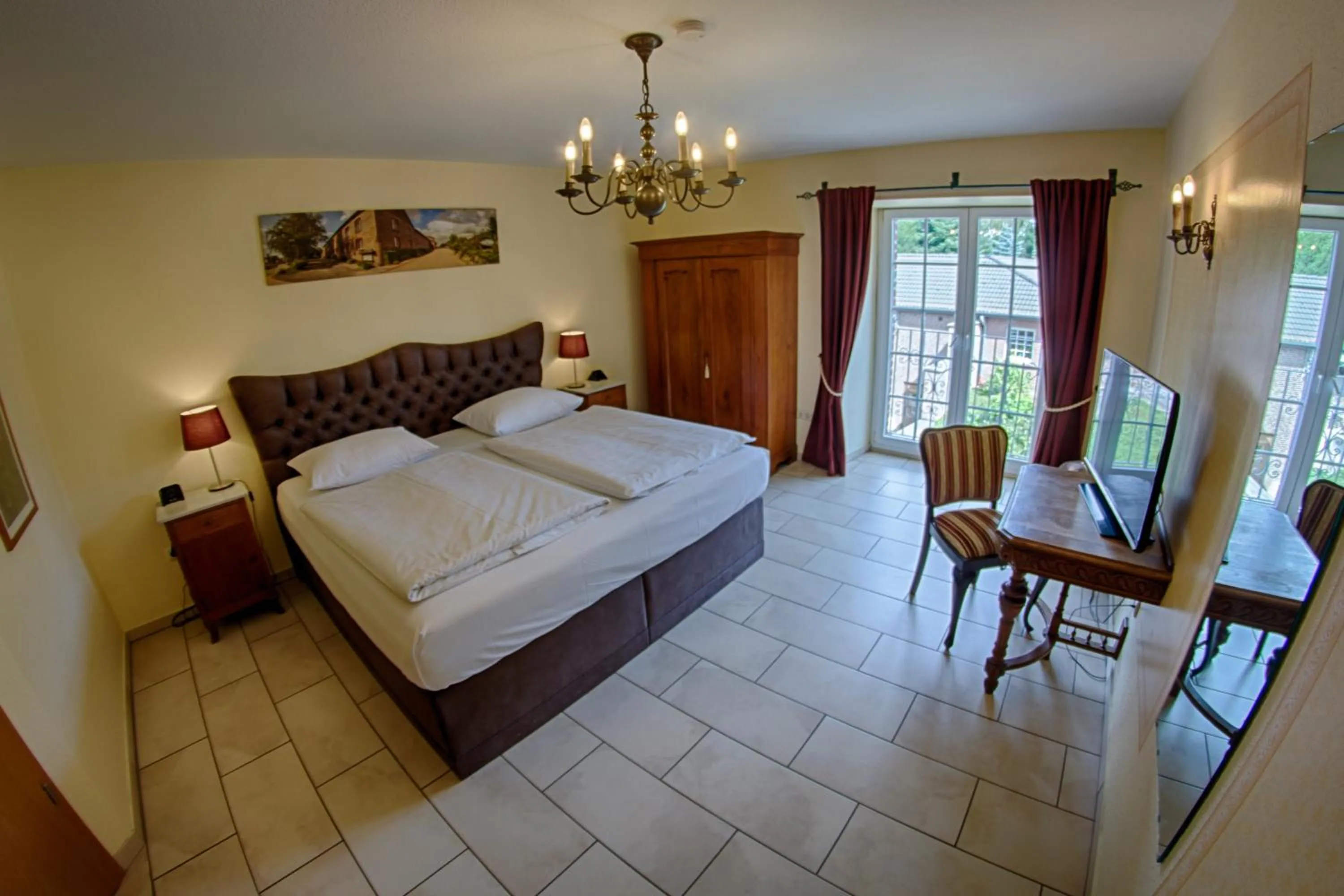 Photo of the whole room, Bed in Landhaus Göddertzhof