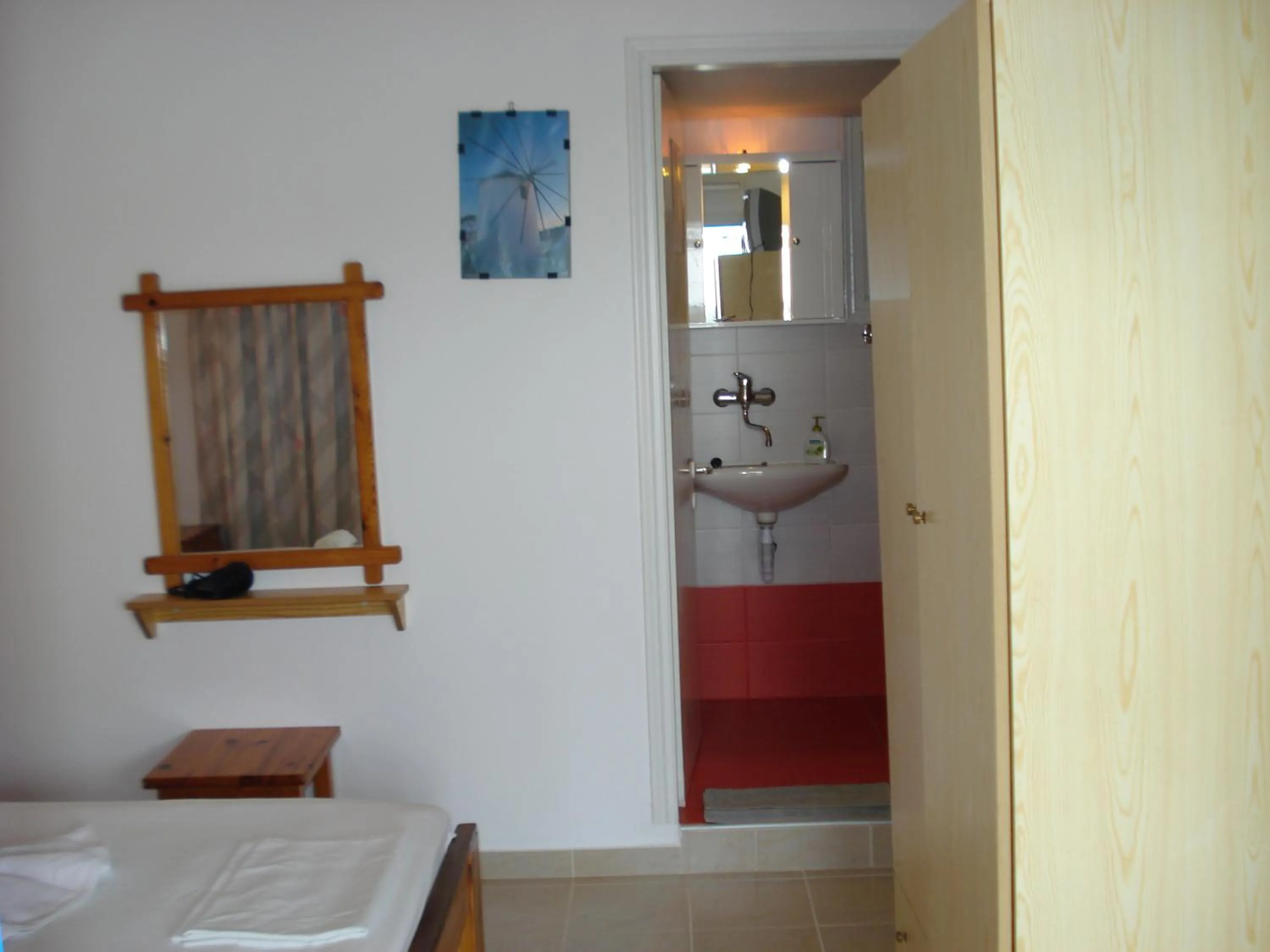 Bedroom, Bed in Ethra