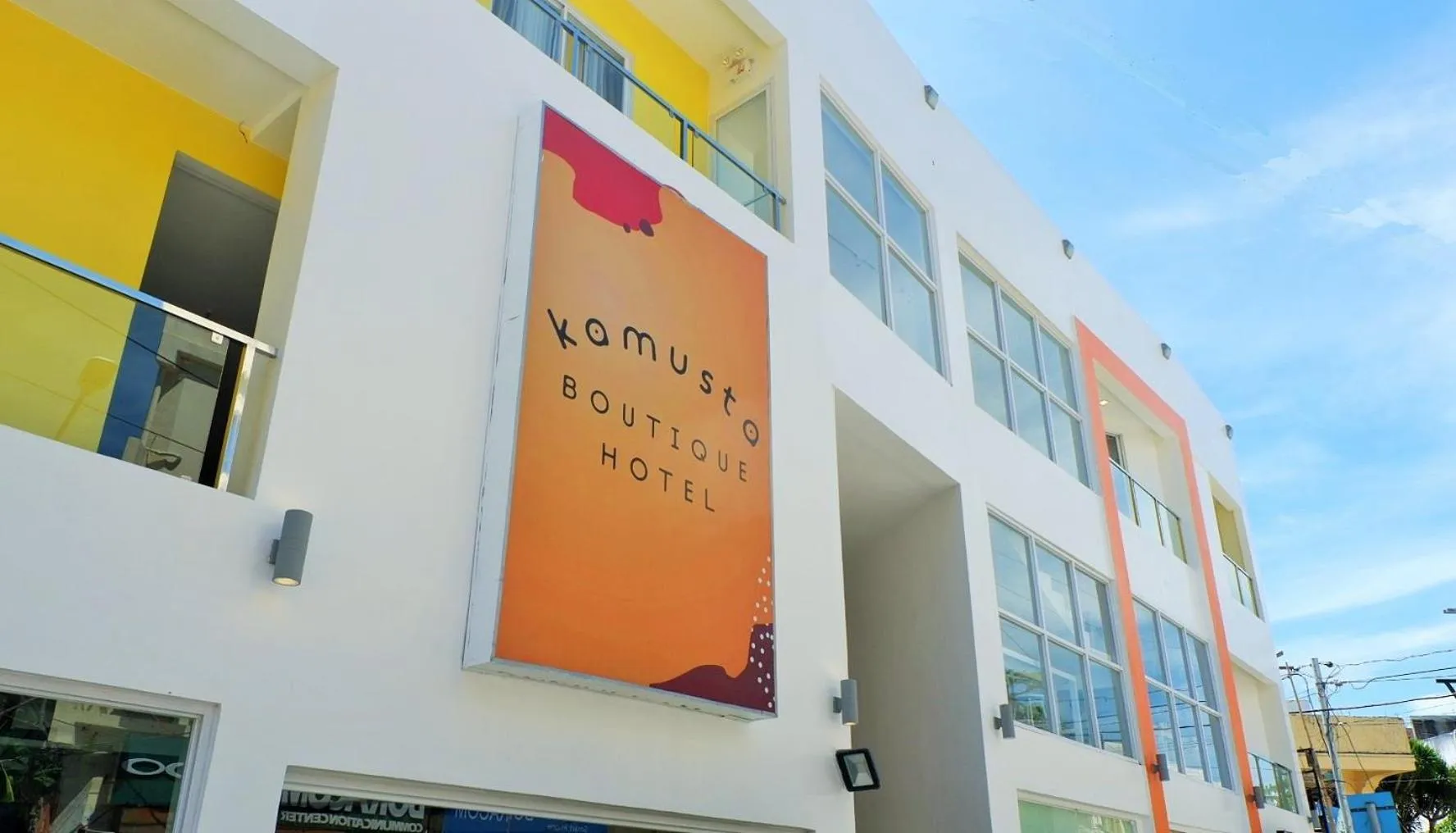 Facade/entrance in Kamusta Boutique Hotel