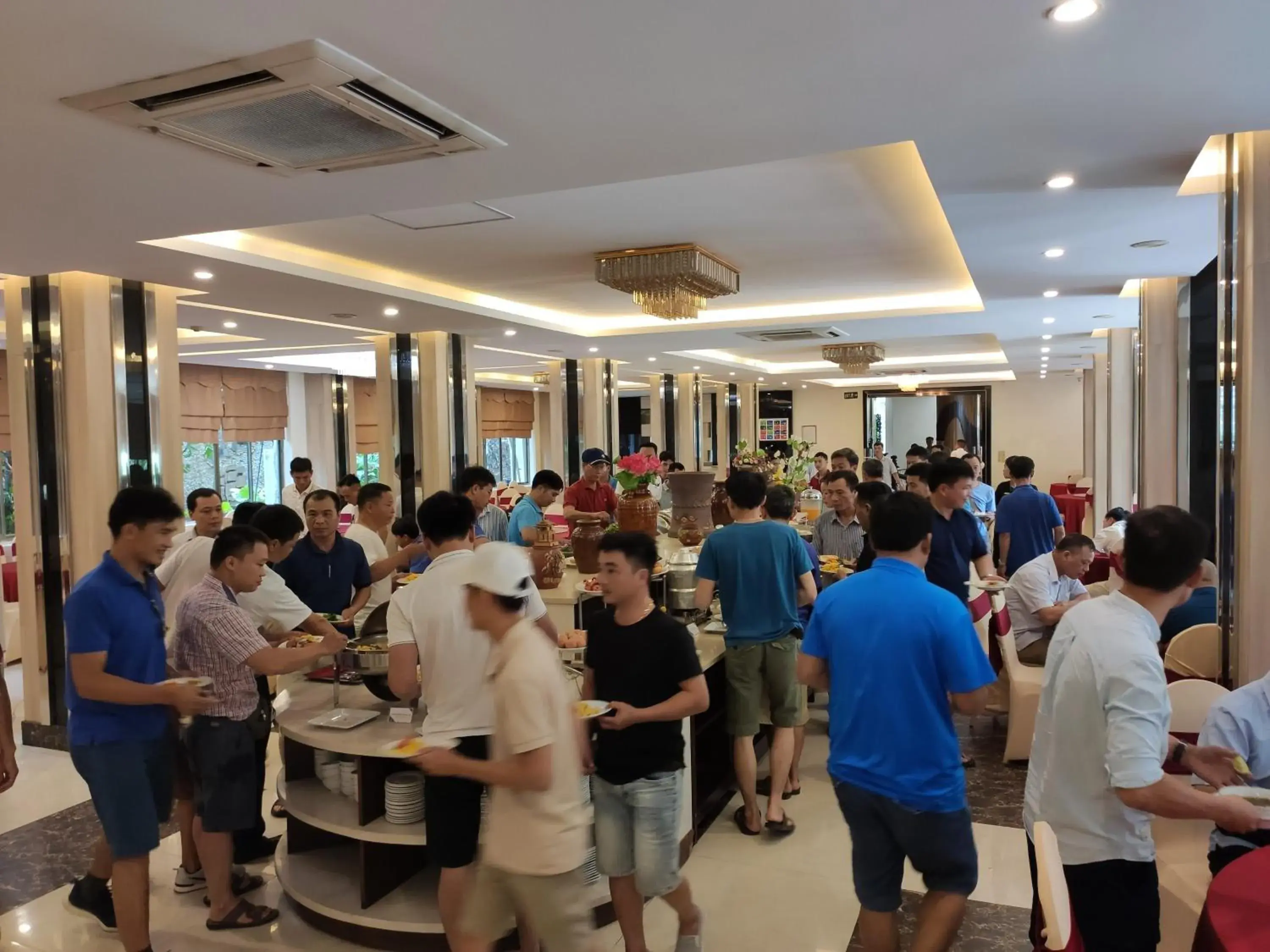 Restaurant/places to eat in Muong Thanh Thanh Nien Vinh Restaurant/places to eat in Muong Thanh Thanh Nien Vinh