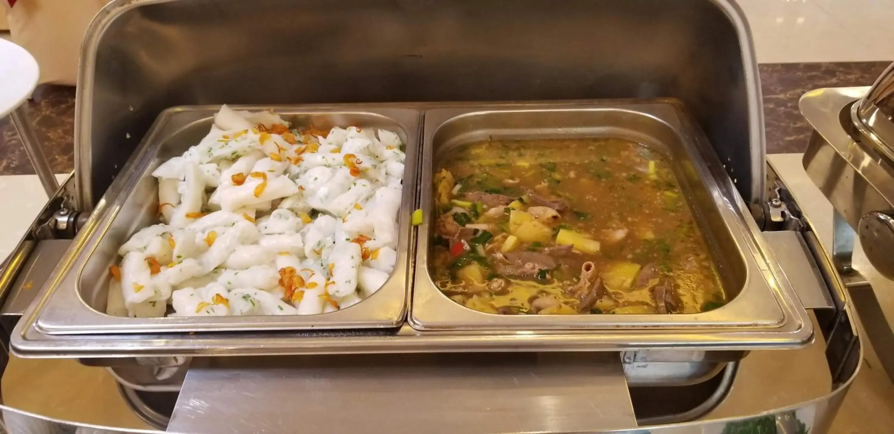 Restaurant/places to eat in Muong Thanh Thanh Nien Vinh Restaurant/places to eat in Muong Thanh Thanh Nien Vinh