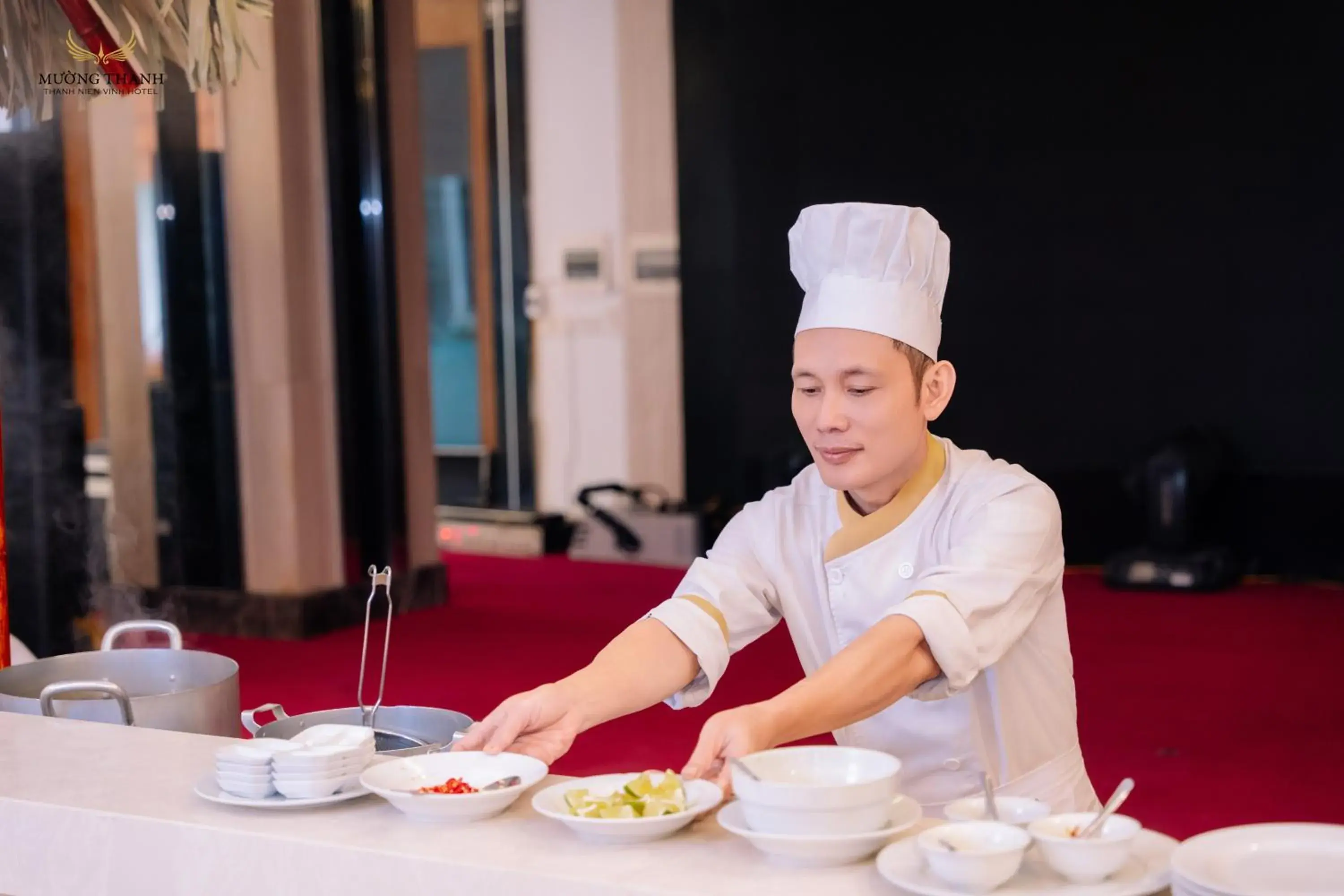 Staff in Muong Thanh Thanh Nien Vinh Staff in Muong Thanh Thanh Nien Vinh