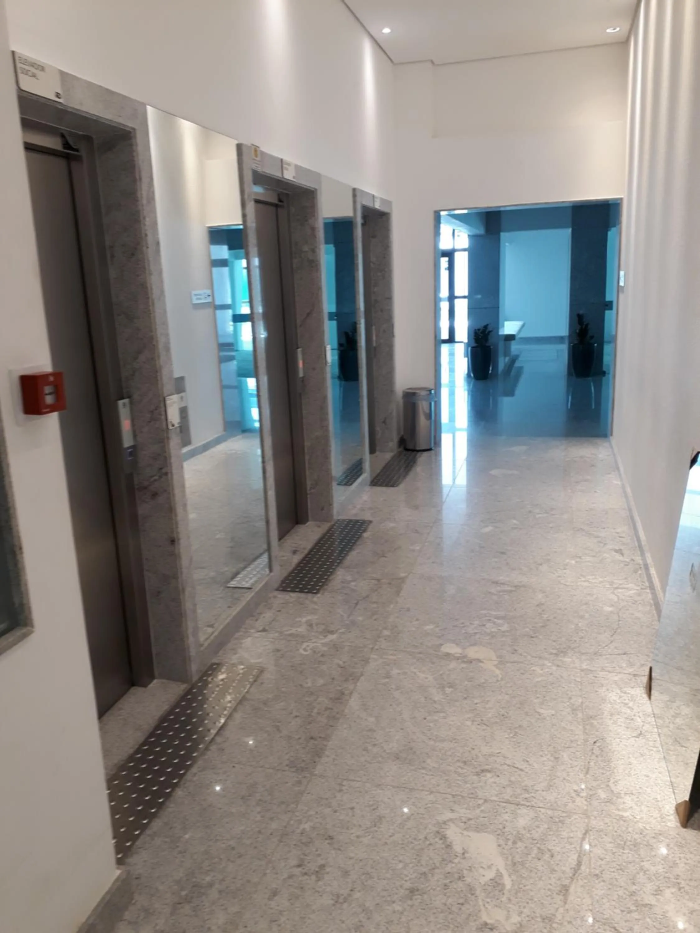 Property building in Beach Class Ilha do Leite