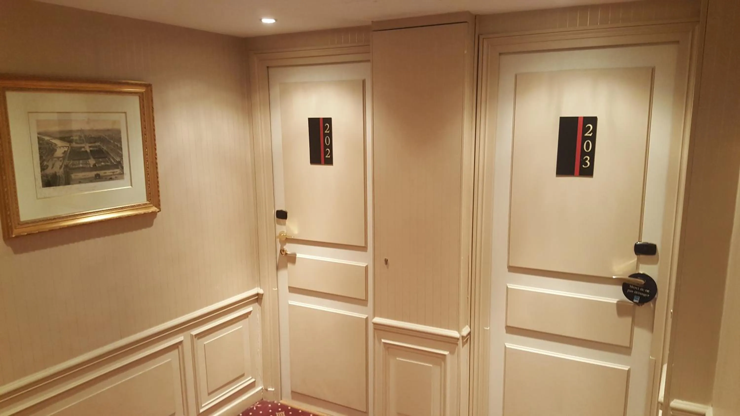 Area and facilities in Hotel Saint Cyr Etoile