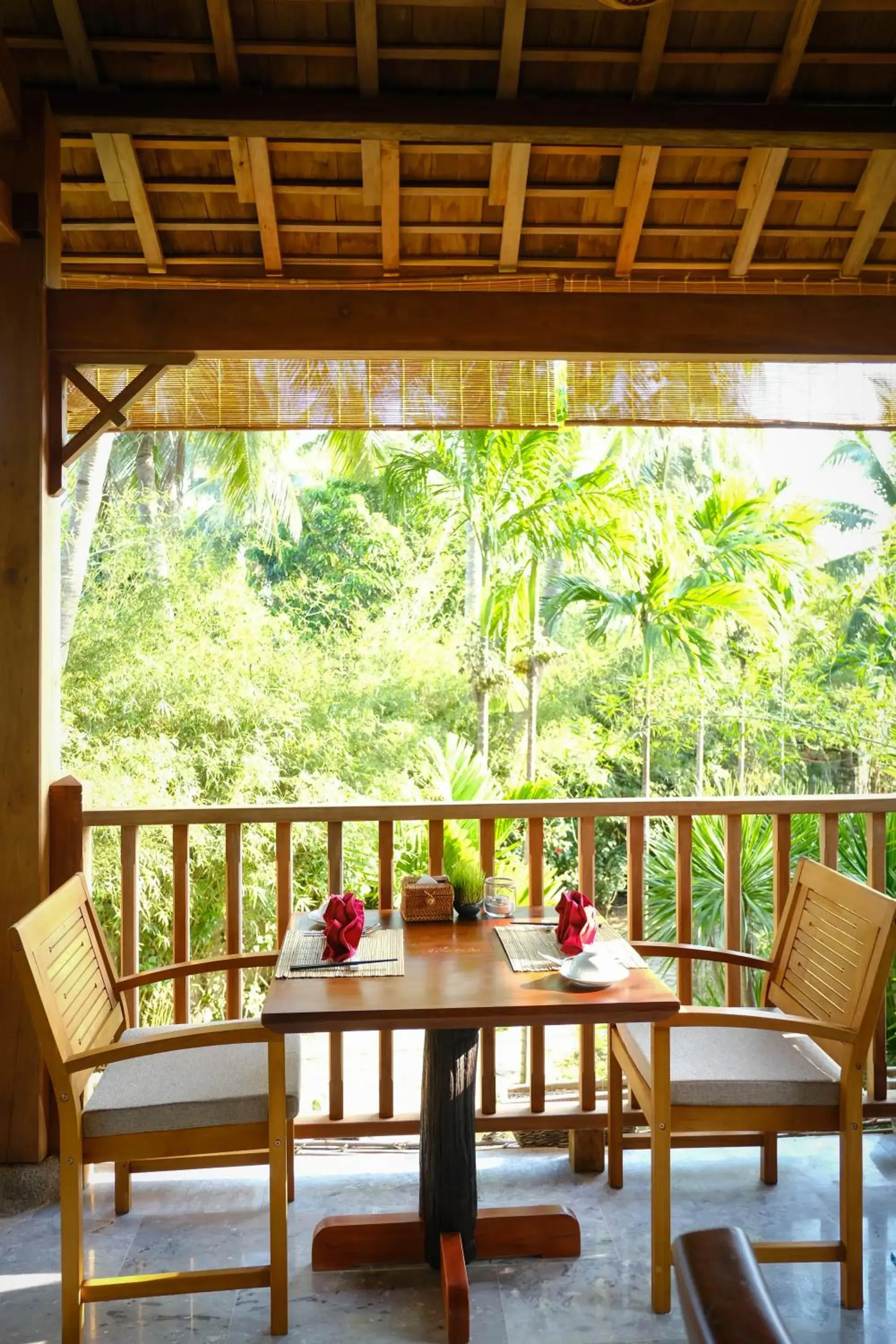Restaurant/places to eat in The Trang Villas Restaurant/places to eat in The Trang Villas