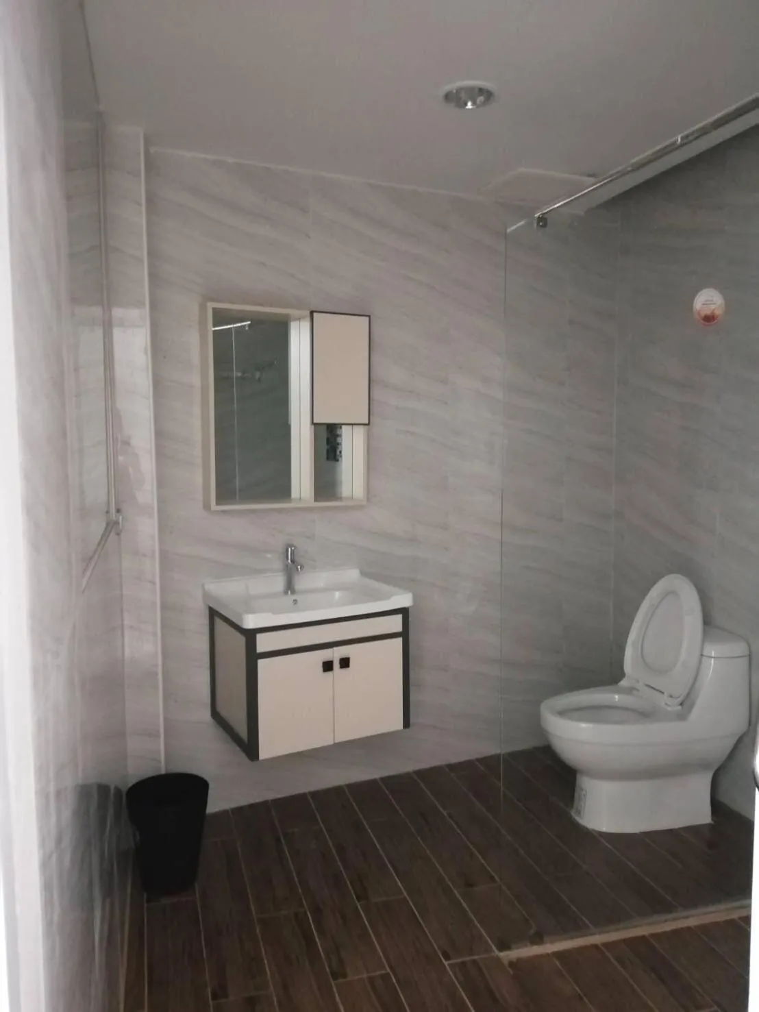 Bathroom in Richmond Nan Hotel